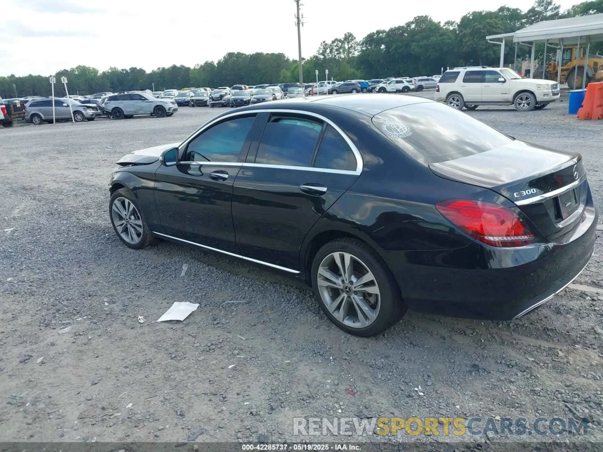 3 fotografías del automóvil dañado 55SWF8EB7KU301367 MERCEDES-BENZ C 300 2019