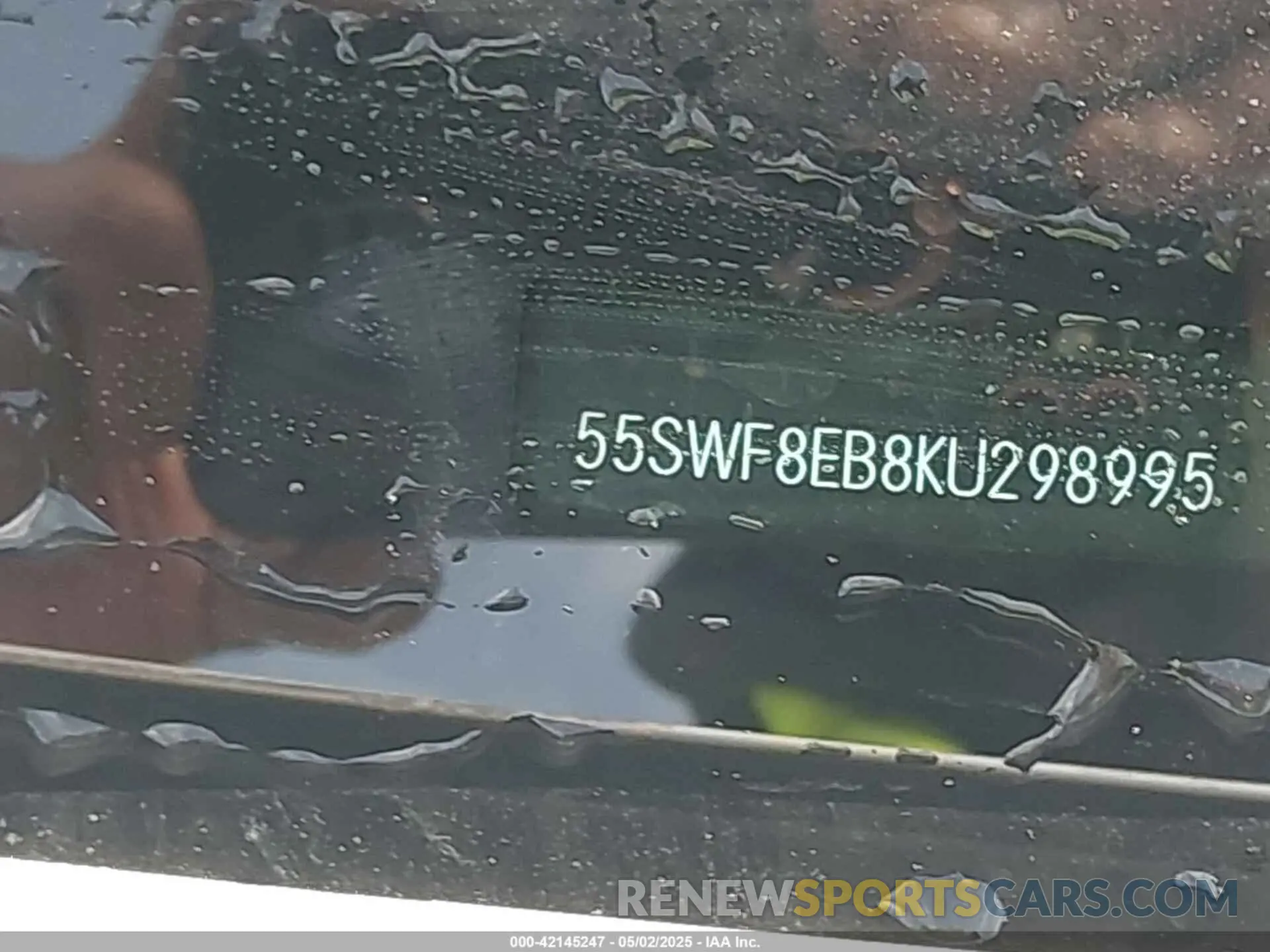 17 fotografías del automóvil dañado 55SWF8EB8KU298995 MERCEDES-BENZ C 300 2019