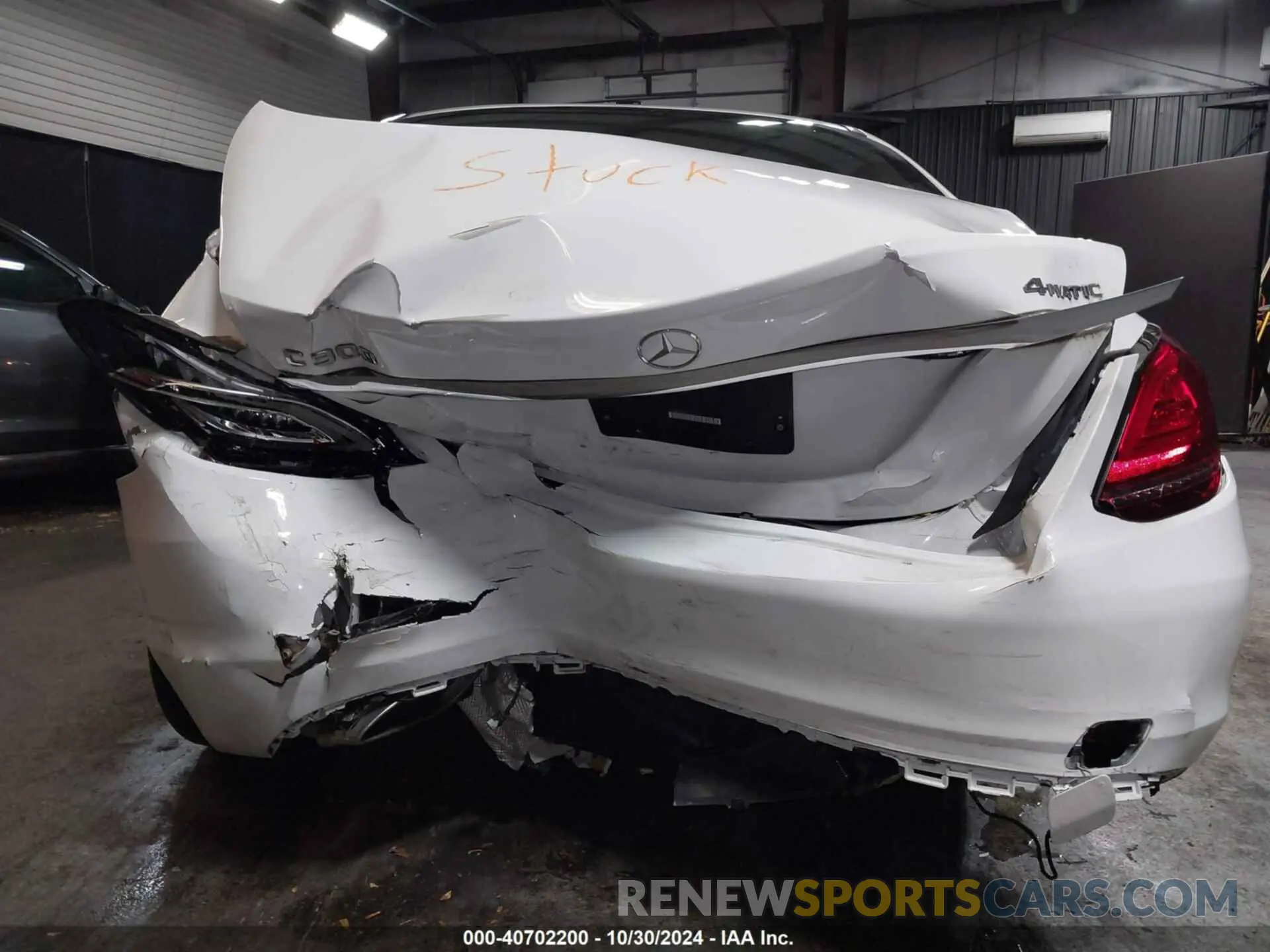 18 fotografías del automóvil dañado 55SWF8EB9KU321278 MERCEDES-BENZ C 300 2019