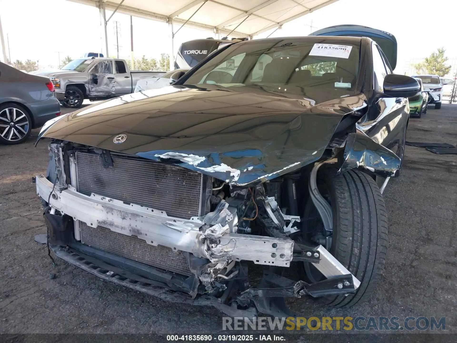 6 fotografías del automóvil dañado WDDWF8DB0KR506709 MERCEDES-BENZ C 300 2019