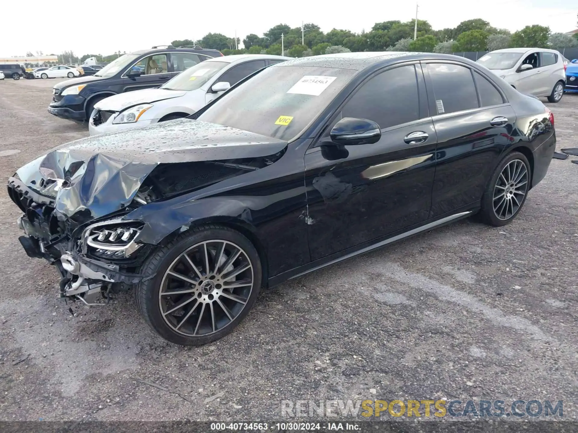 2 fotografías del automóvil dañado WDDWF8DB1KR481593 MERCEDES-BENZ C 300 2019