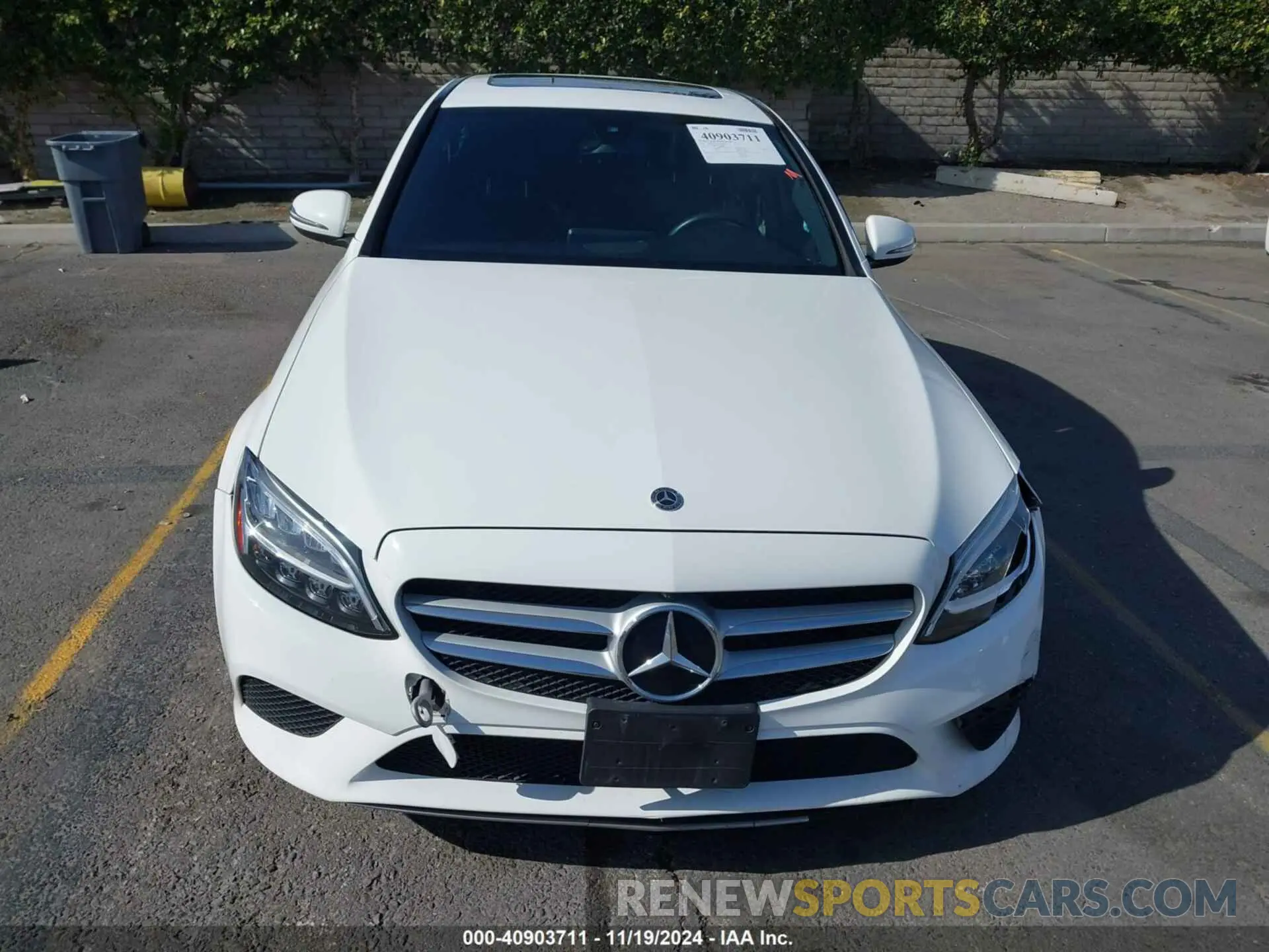 12 fotografías del automóvil dañado WDDWF8DB7KR482361 MERCEDES-BENZ C 300 2019