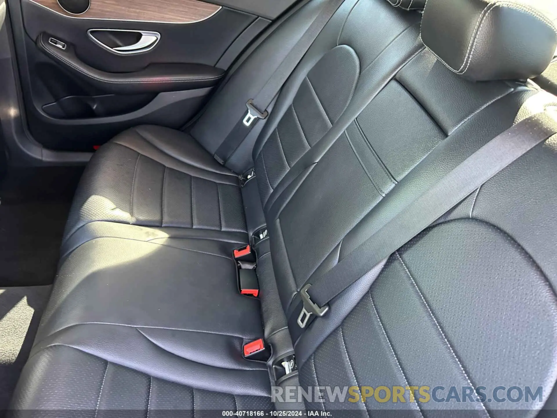 8 fotografías del automóvil dañado WDDWF8DBXKR462377 MERCEDES-BENZ C 300 2019