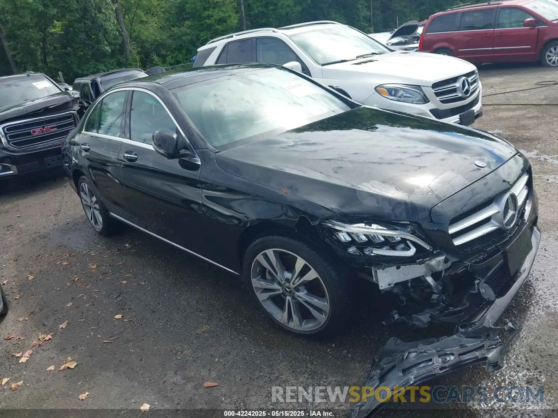 1 fotografías del automóvil dañado WDDWF8EB1KR459513 MERCEDES-BENZ C 300 2019