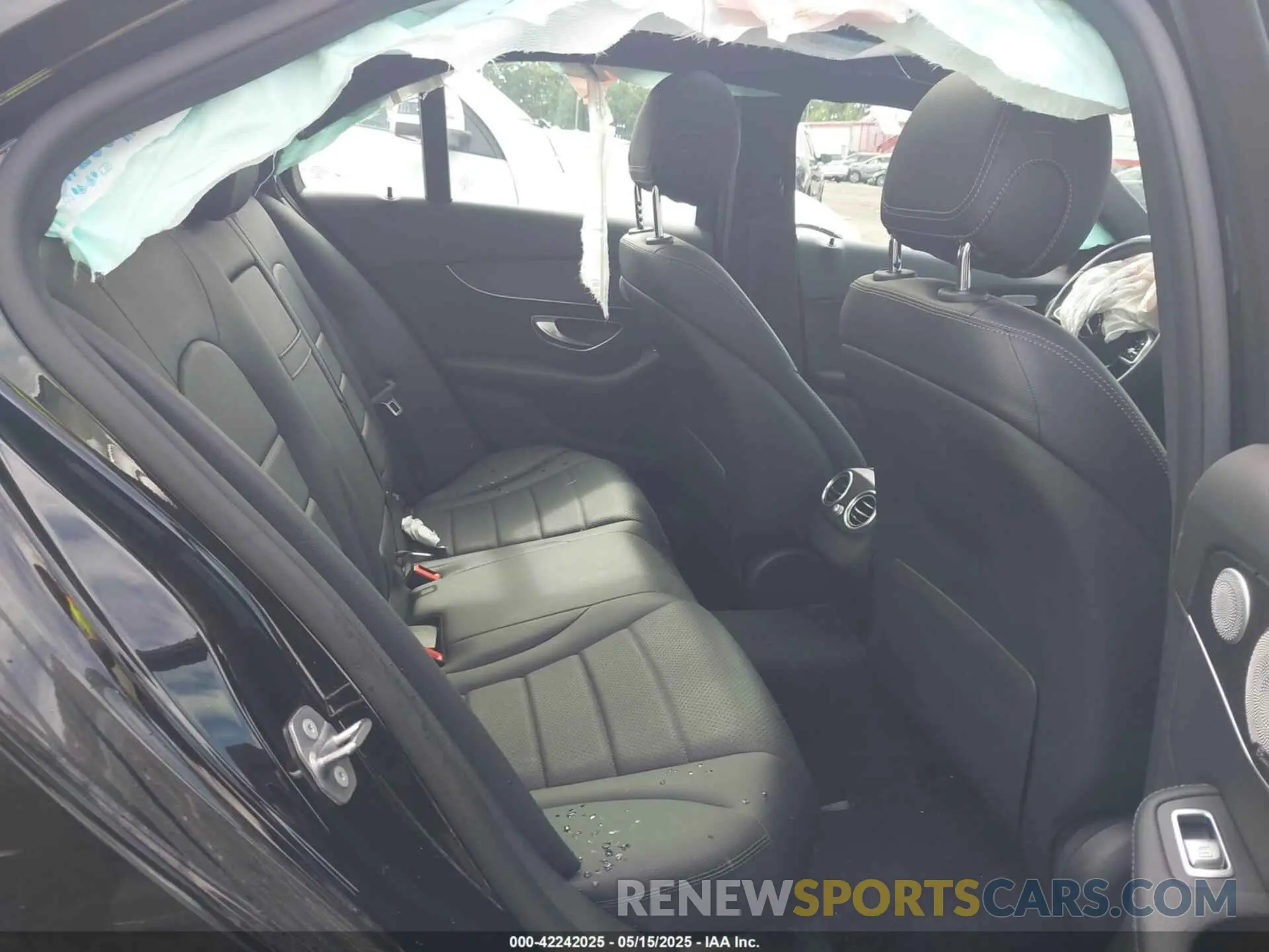 8 fotografías del automóvil dañado WDDWF8EB1KR459513 MERCEDES-BENZ C 300 2019