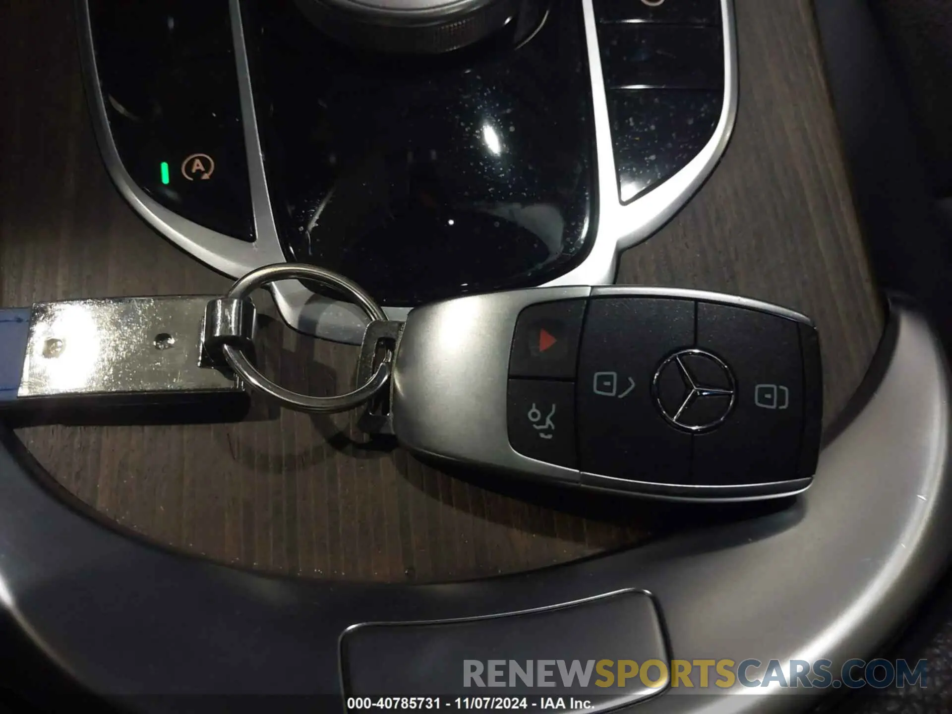 11 fotografías del automóvil dañado WDDWF8EB3KR501678 MERCEDES-BENZ C 300 2019