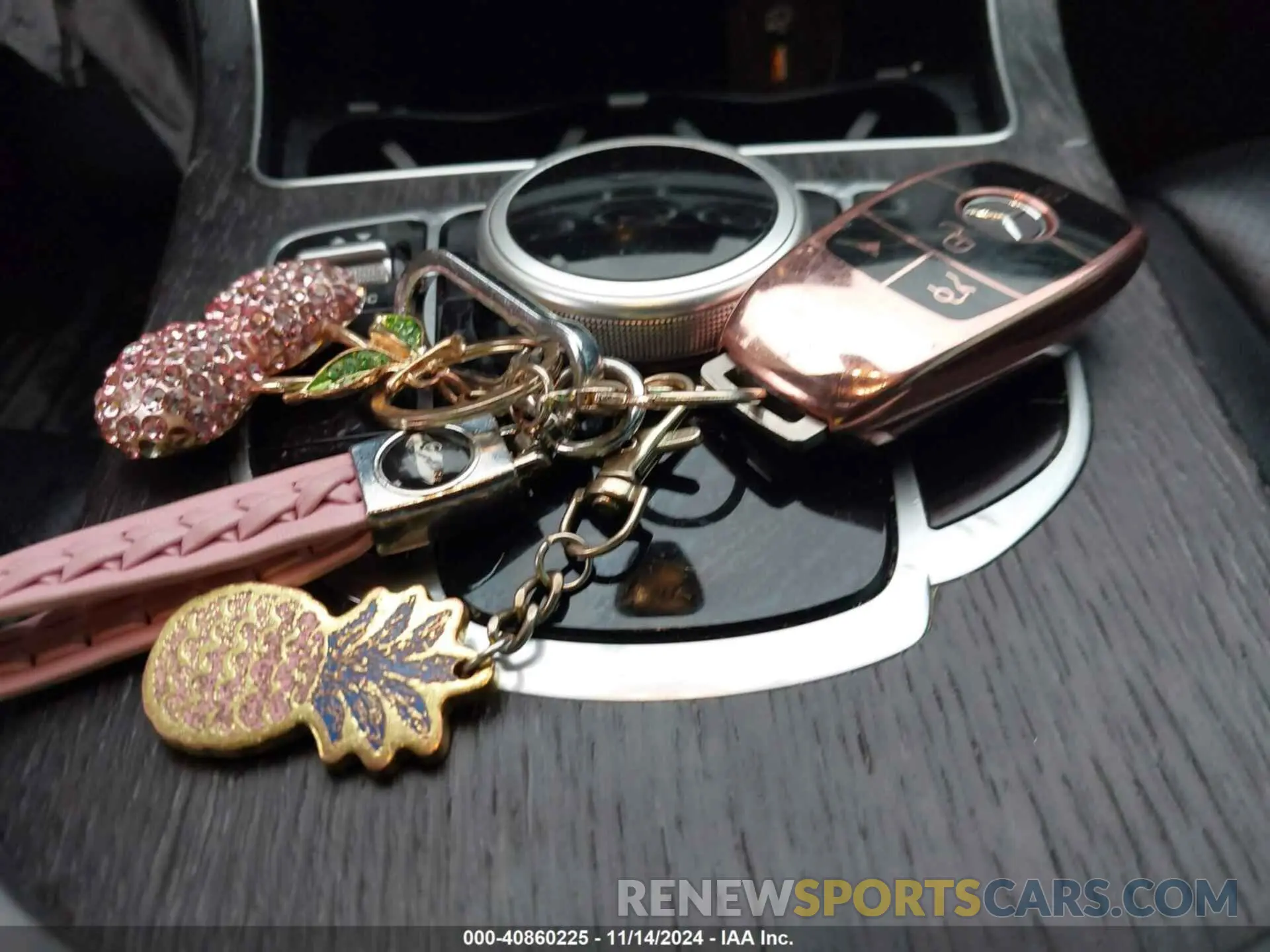 11 fotografías del automóvil dañado WDDWF8EB7KR484397 MERCEDES-BENZ C 300 2019