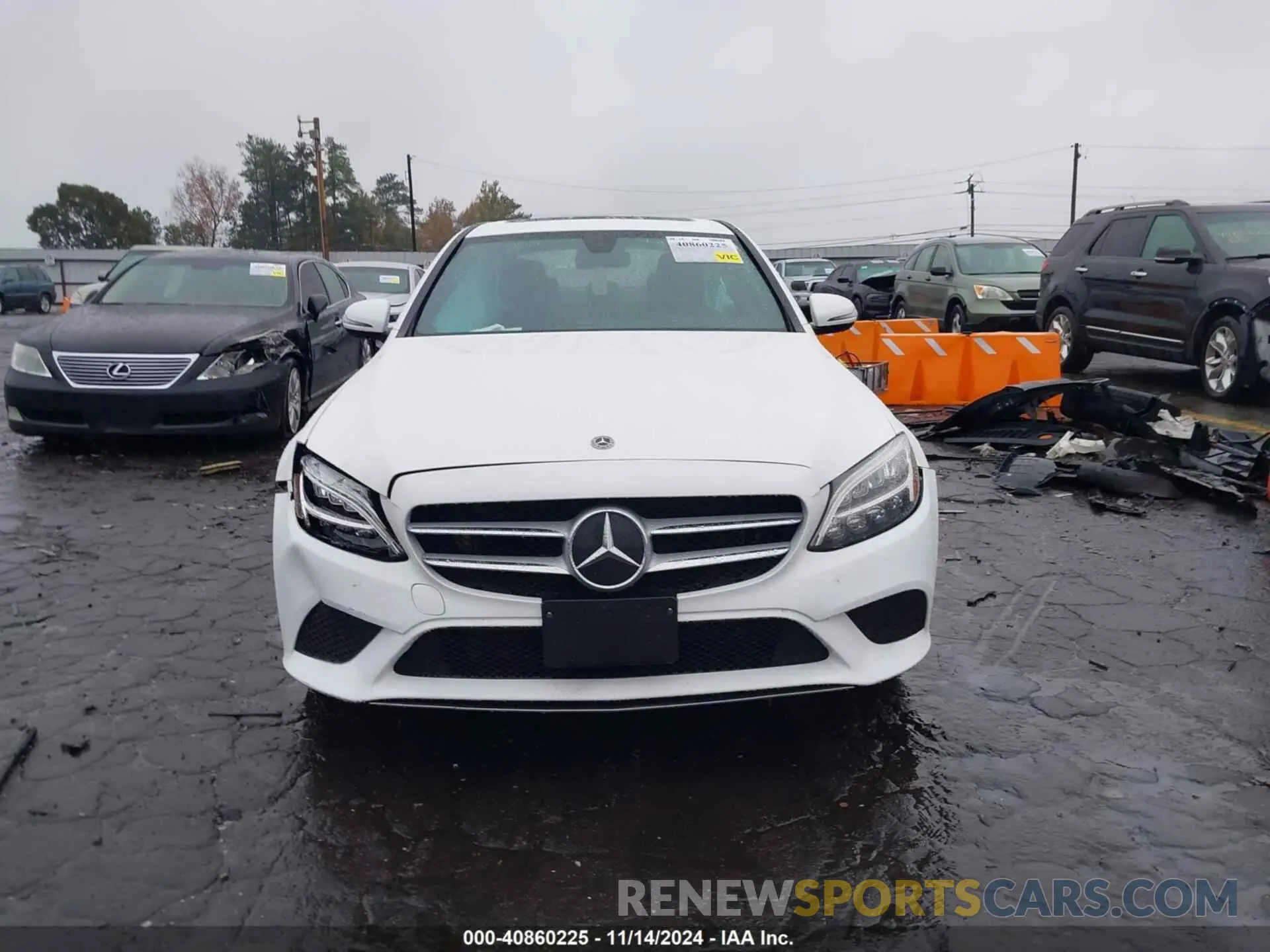 12 fotografías del automóvil dañado WDDWF8EB7KR484397 MERCEDES-BENZ C 300 2019
