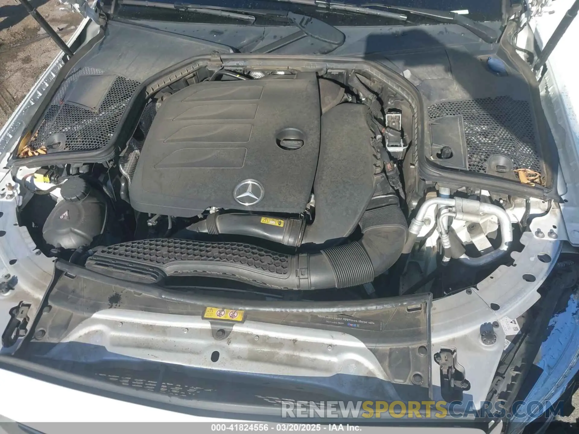 10 fotografías del automóvil dañado WDDWJ8DB1KF844216 MERCEDES-BENZ C 300 2019