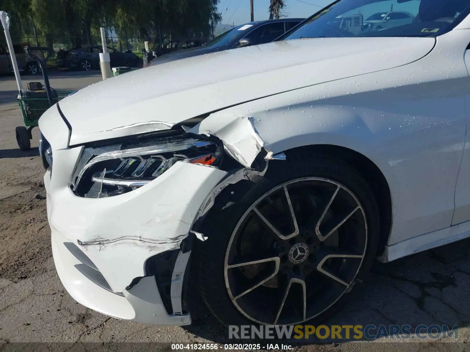 6 fotografías del automóvil dañado WDDWJ8DB1KF844216 MERCEDES-BENZ C 300 2019