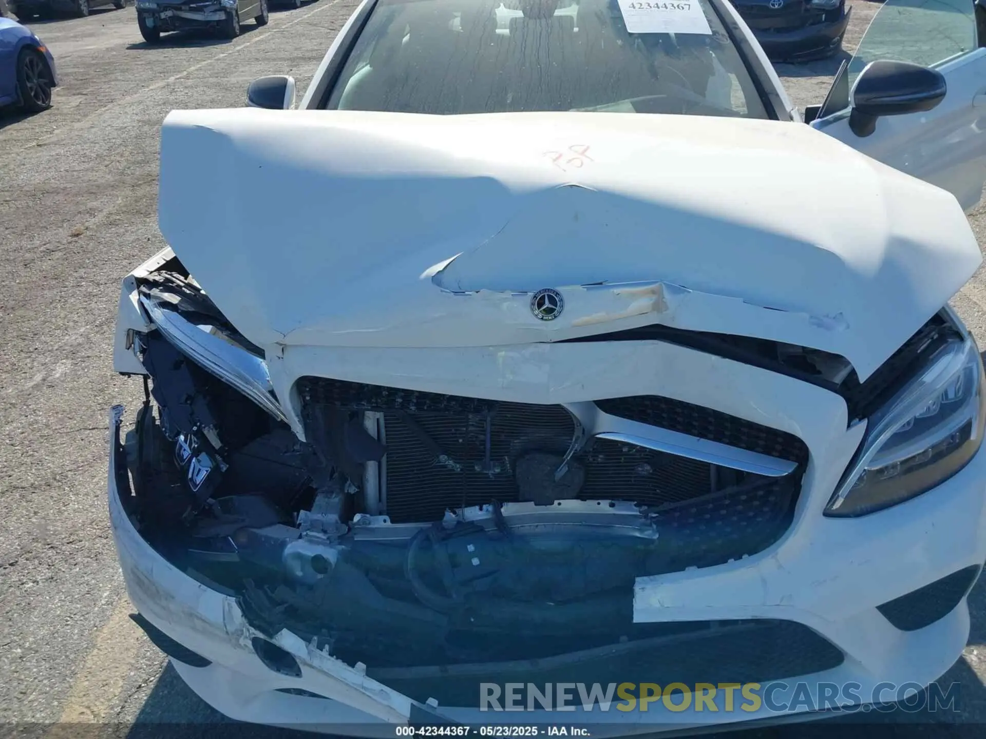 10 fotografías del automóvil dañado WDDWJ8DB9KF800304 MERCEDES-BENZ C 300 2019