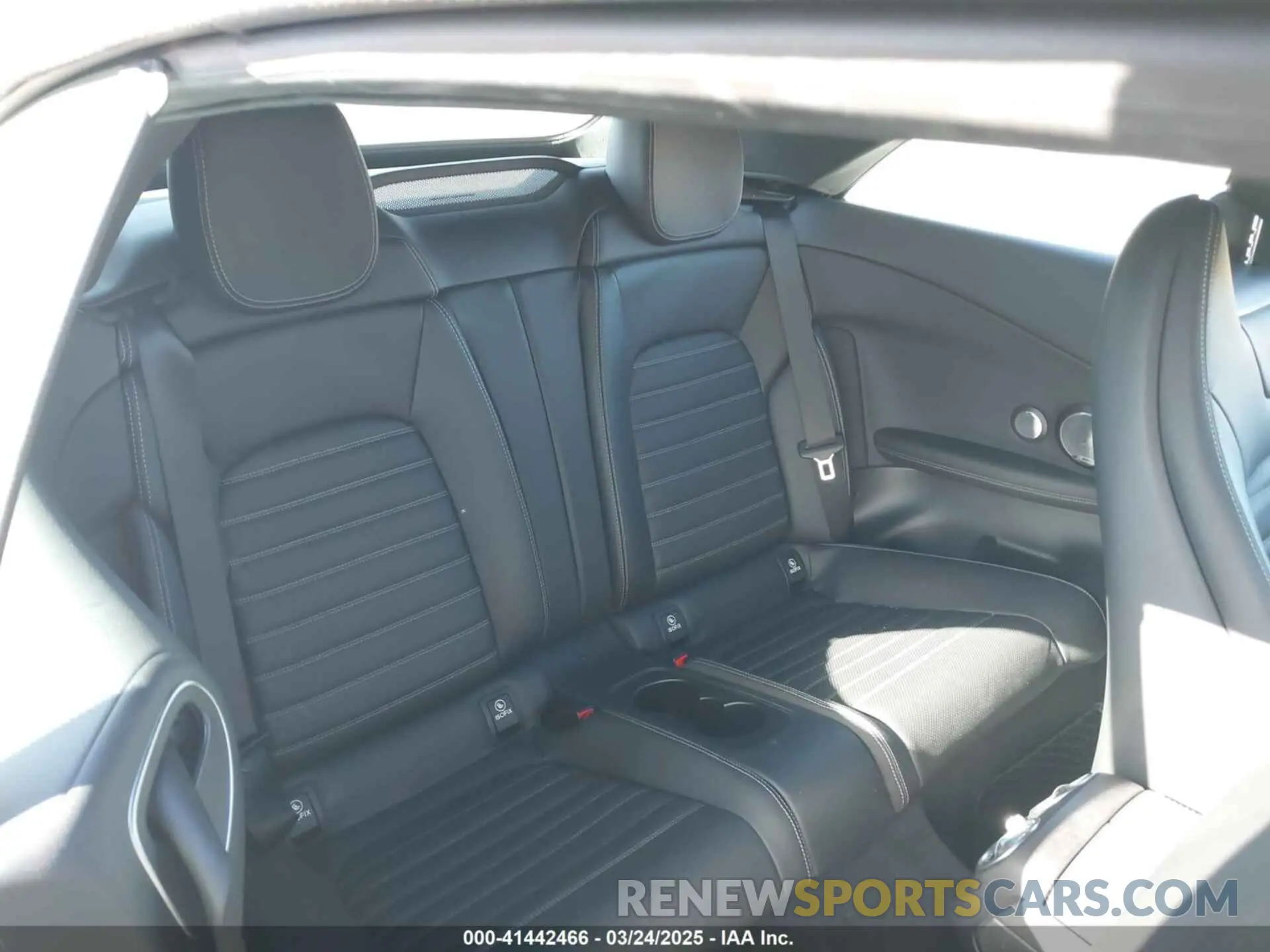 8 fotografías del automóvil dañado WDDWK8DB6KF856343 MERCEDES-BENZ C 300 2019