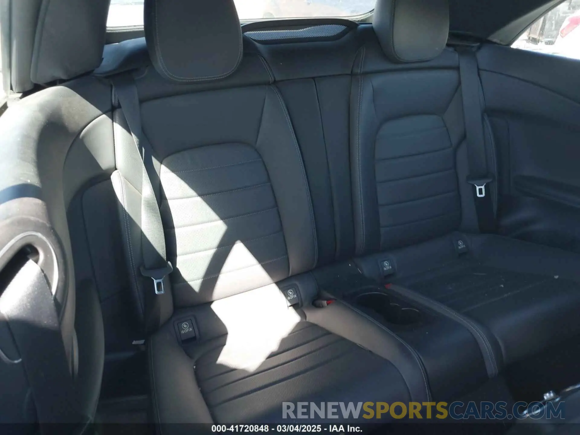 8 fotografías del automóvil dañado WDDWK8DB7KF769356 MERCEDES-BENZ C 300 2019