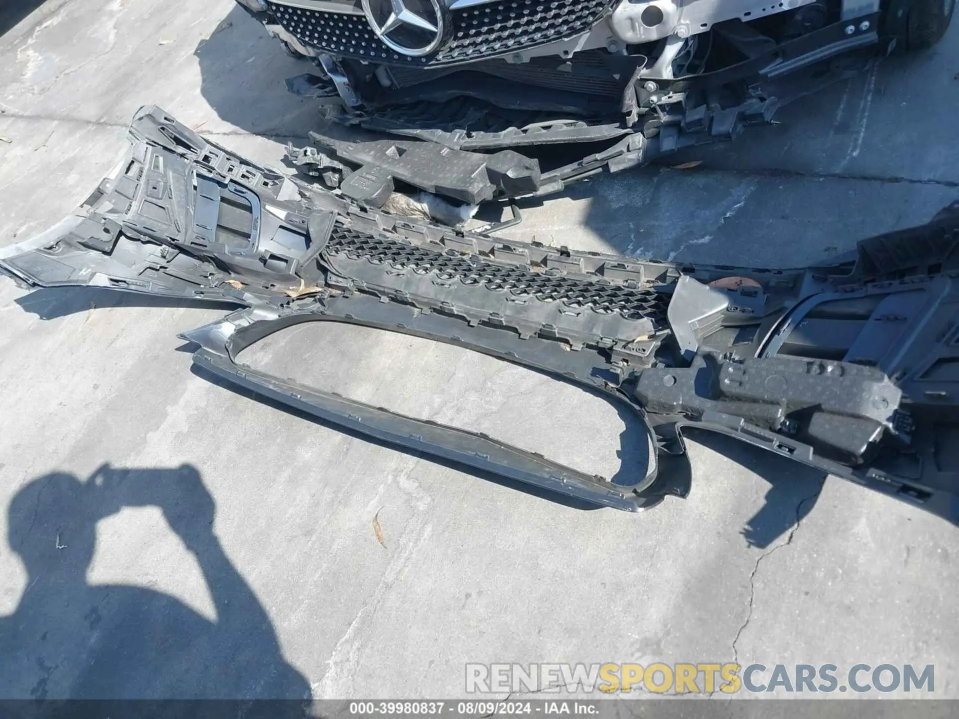 12 fotografías del automóvil dañado WDDWK8DB7KF928828 MERCEDES-BENZ C 300 2019