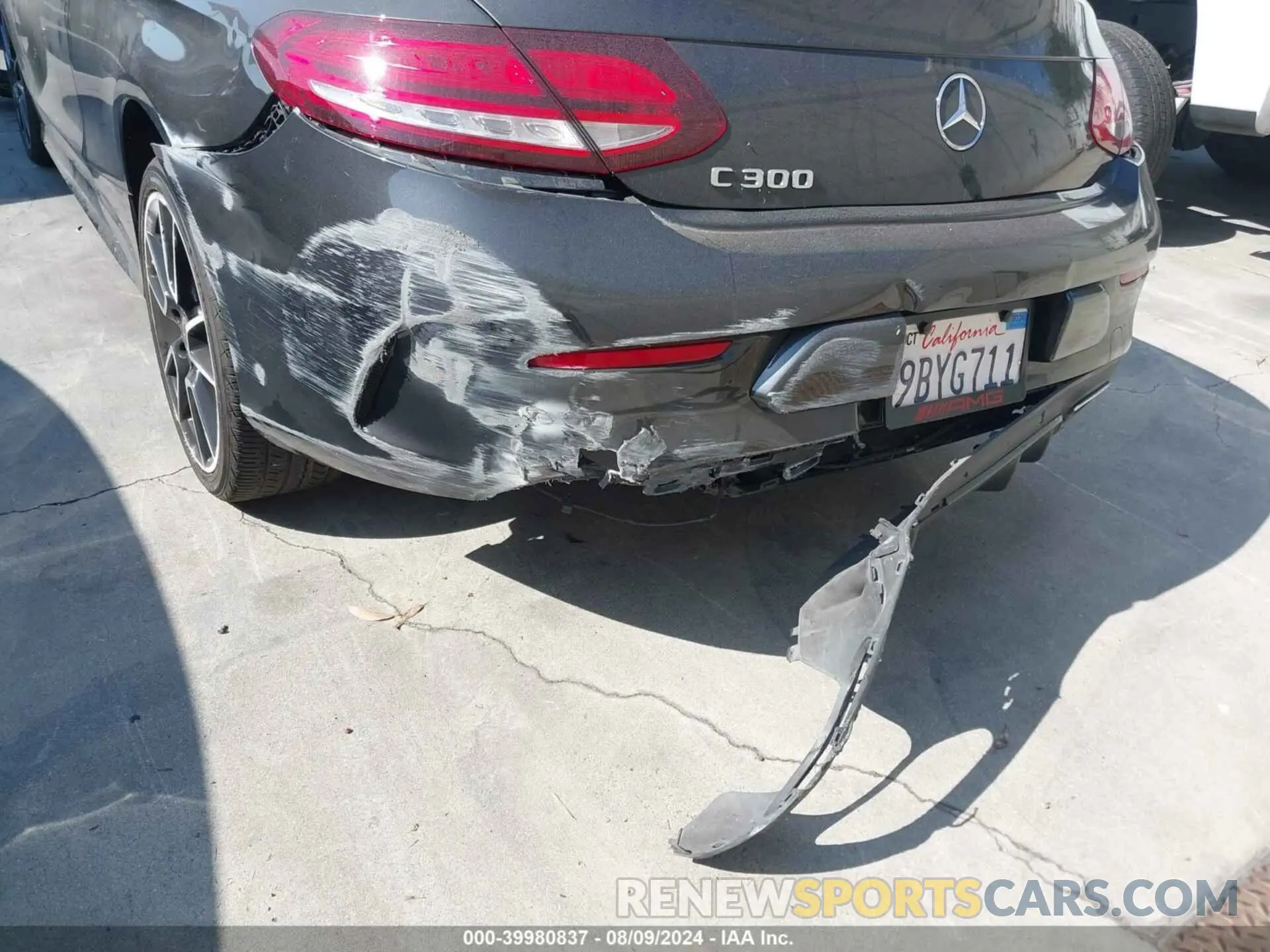 18 fotografías del automóvil dañado WDDWK8DB7KF928828 MERCEDES-BENZ C 300 2019