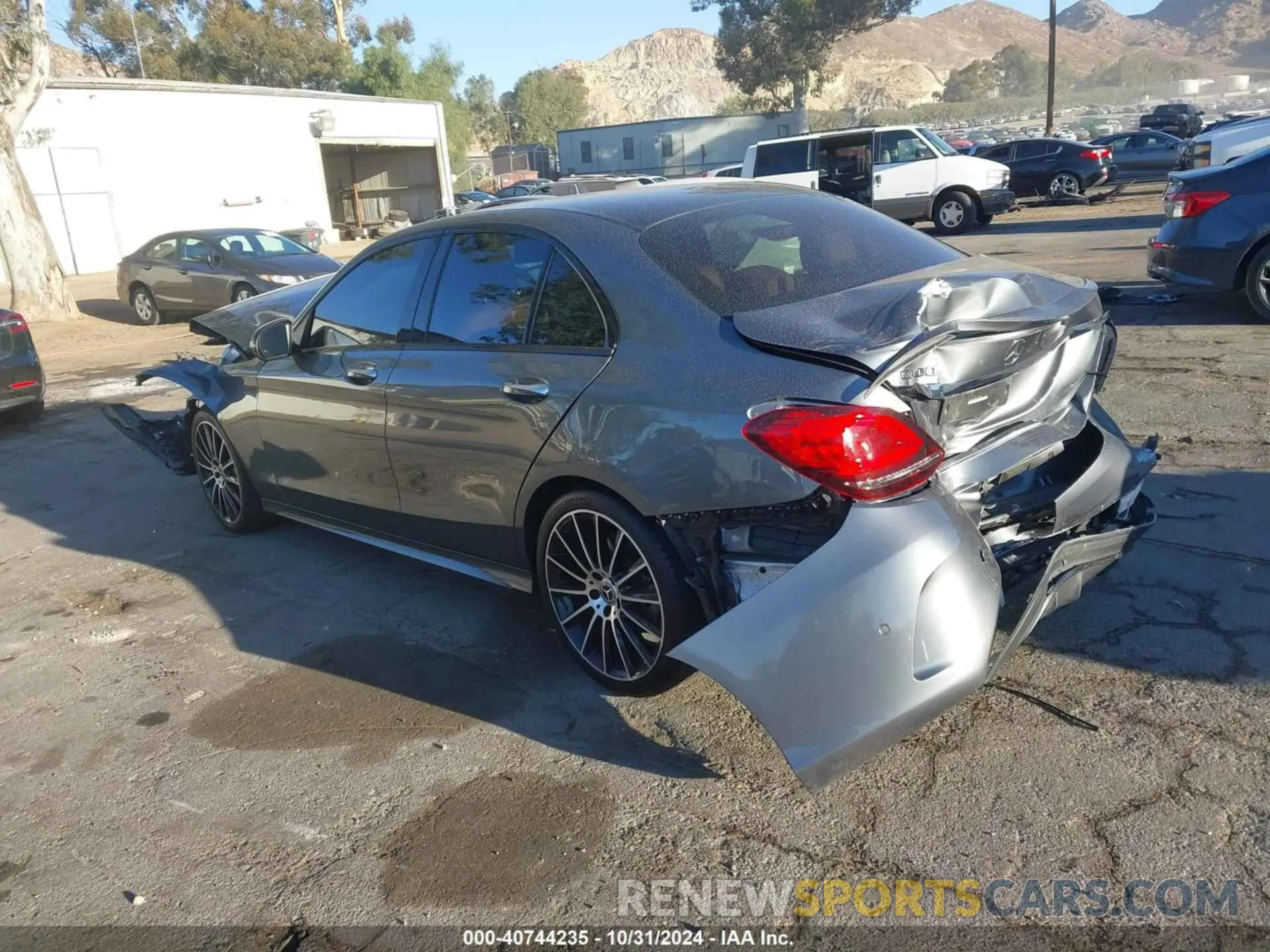 3 fotografías del automóvil dañado 55SWF8DB0LU322984 MERCEDES-BENZ C 300 2020