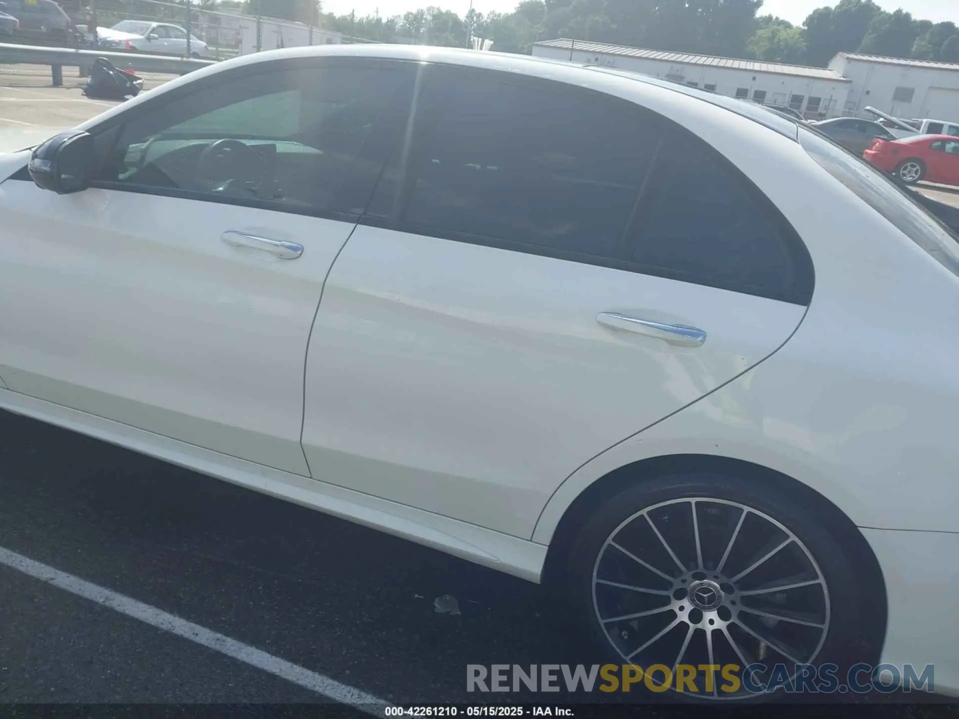 14 fotografías del automóvil dañado 55SWF8DB0LU326579 MERCEDES-BENZ C 300 2020
