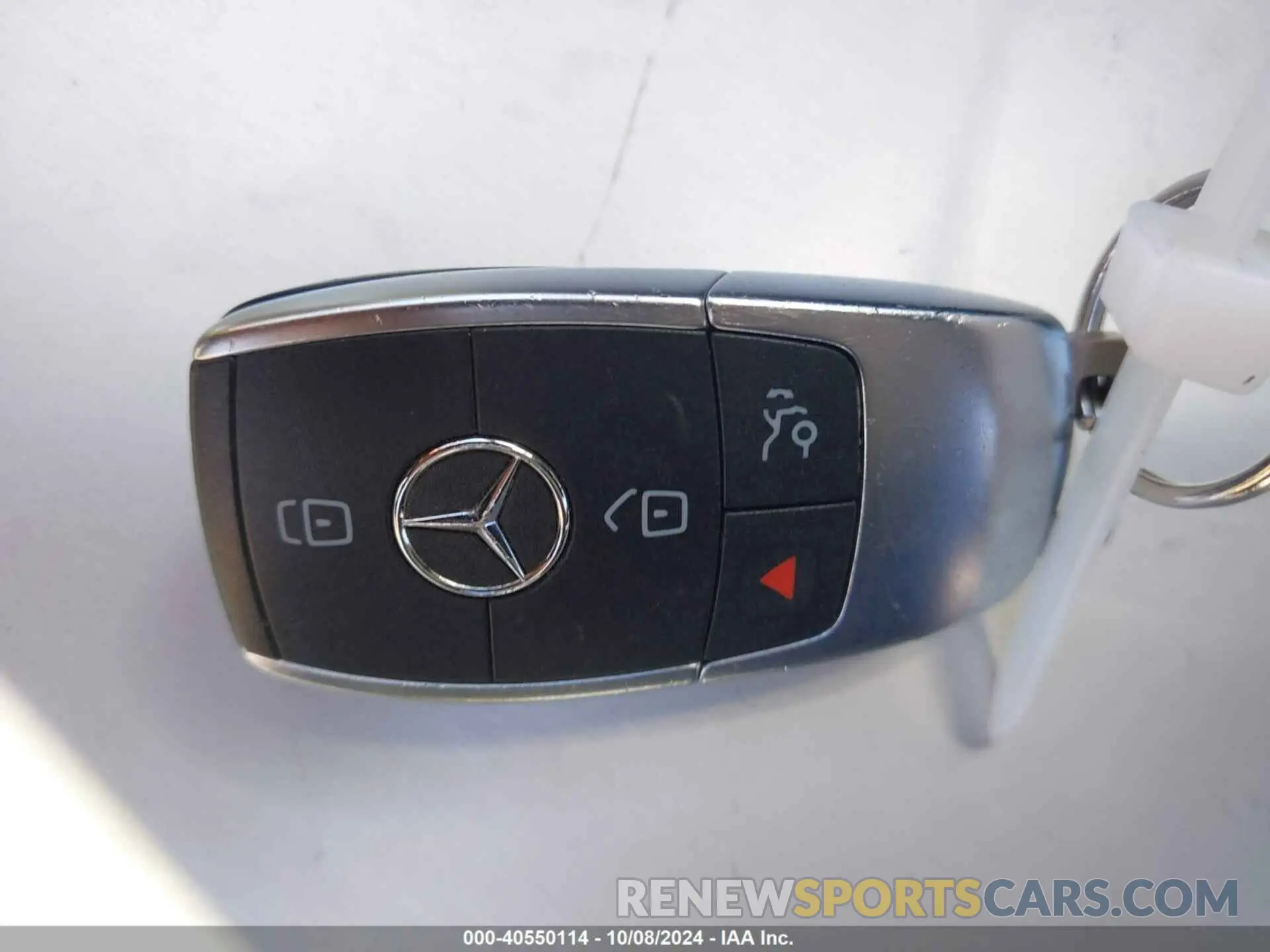 11 fotografías del automóvil dañado 55SWF8DBXLU325441 MERCEDES-BENZ C 300 2020