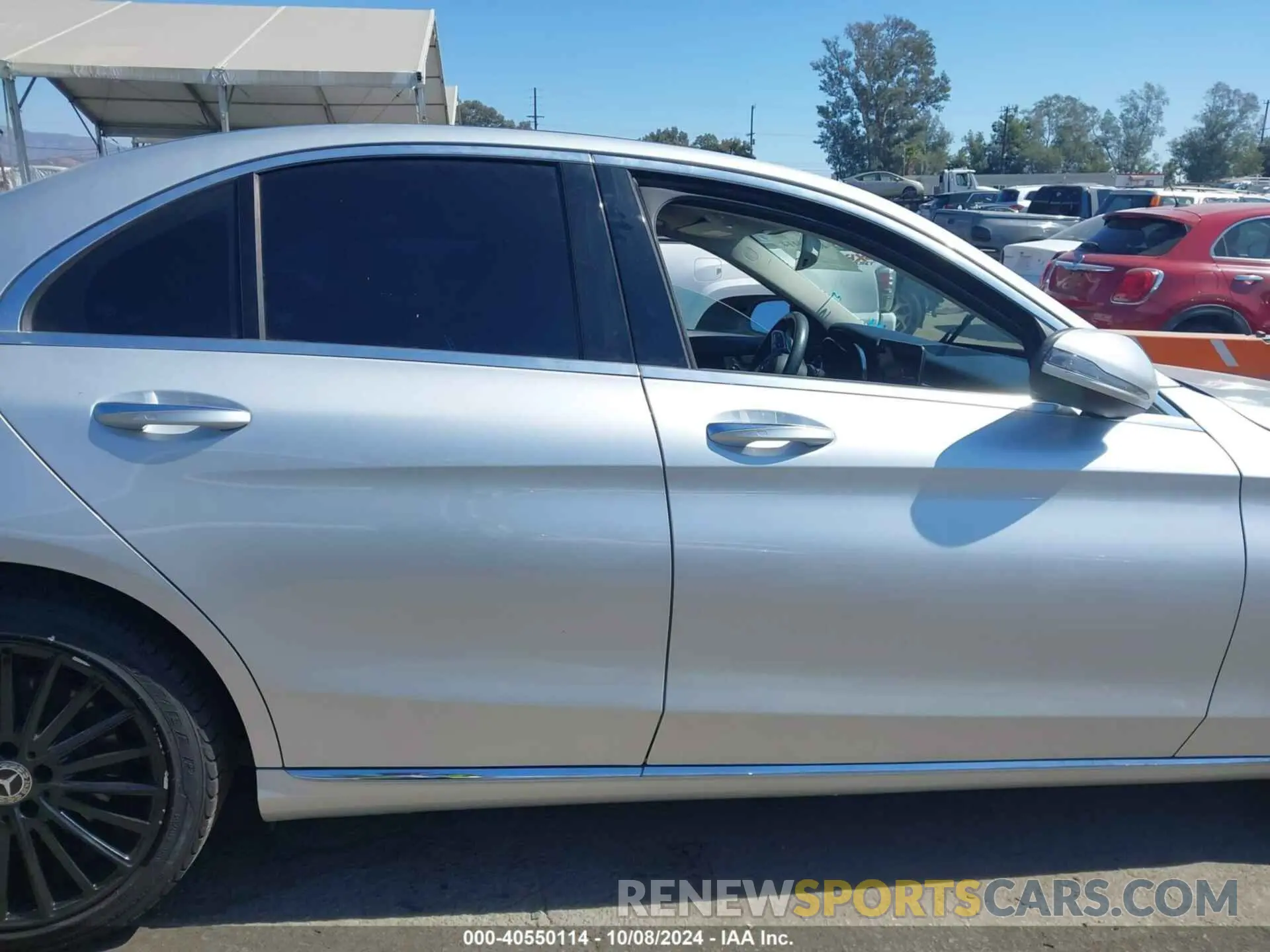 14 fotografías del automóvil dañado 55SWF8DBXLU325441 MERCEDES-BENZ C 300 2020