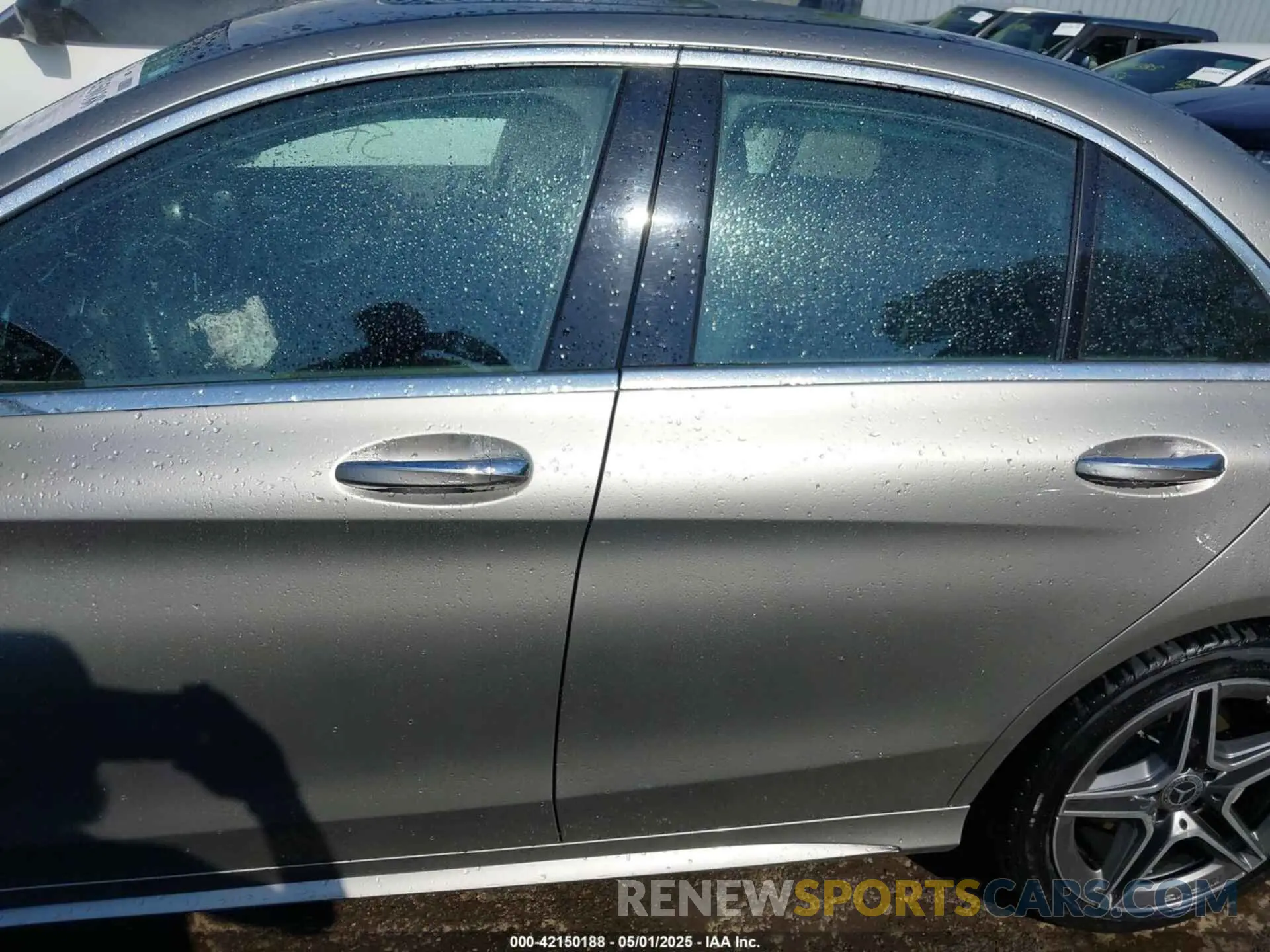 14 fotografías del automóvil dañado 55SWF8EB0LU329223 MERCEDES-BENZ C 300 2020
