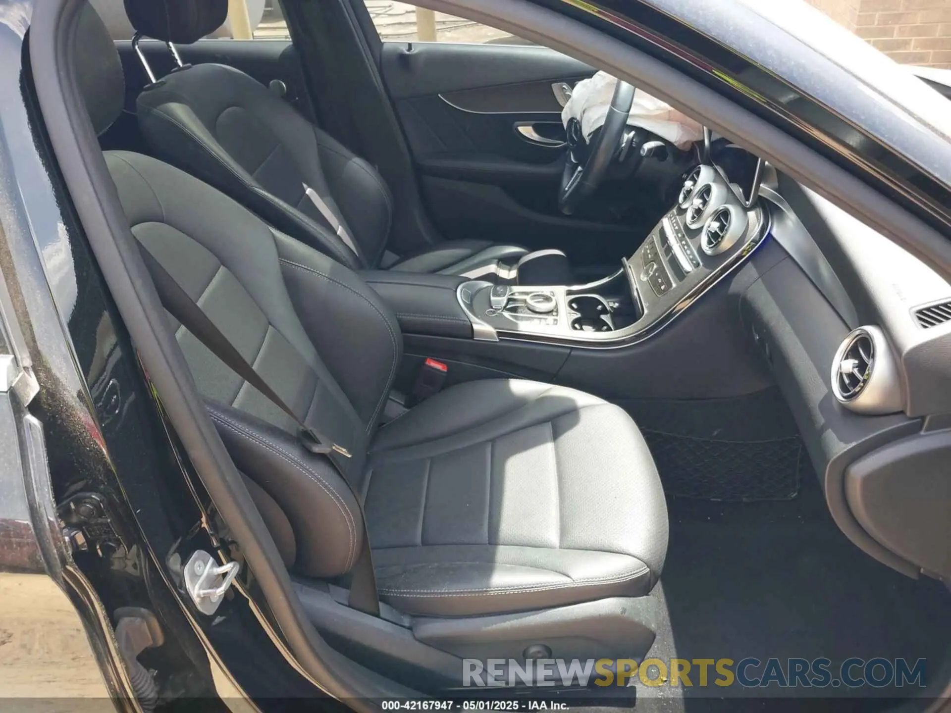5 fotografías del automóvil dañado 55SWF8EB2LU324170 MERCEDES-BENZ C 300 2020