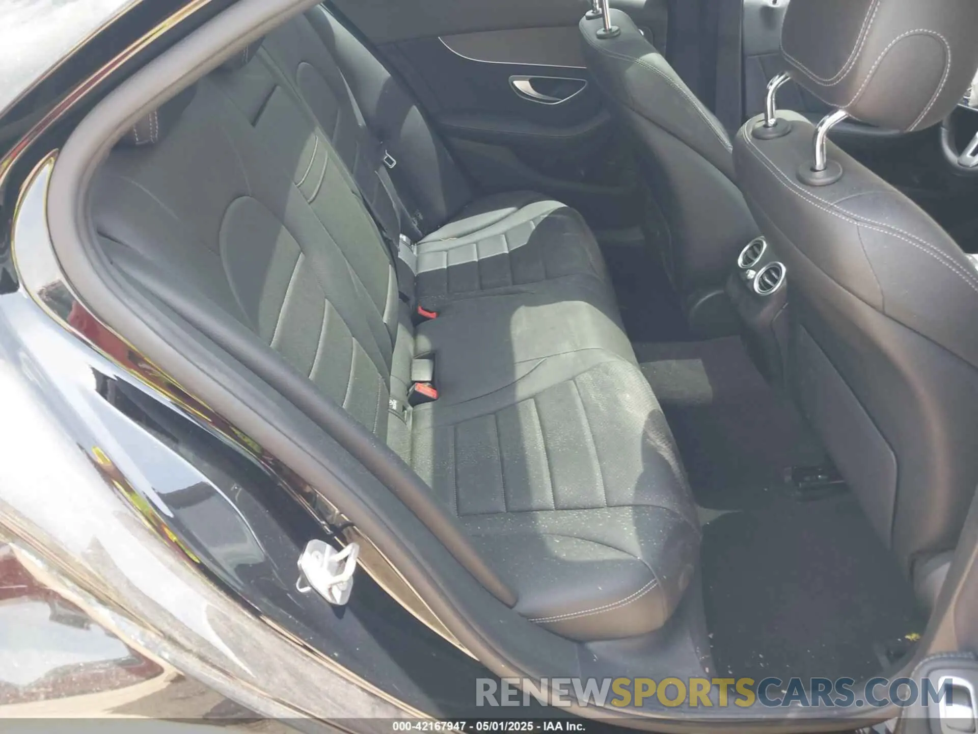 8 fotografías del automóvil dañado 55SWF8EB2LU324170 MERCEDES-BENZ C 300 2020