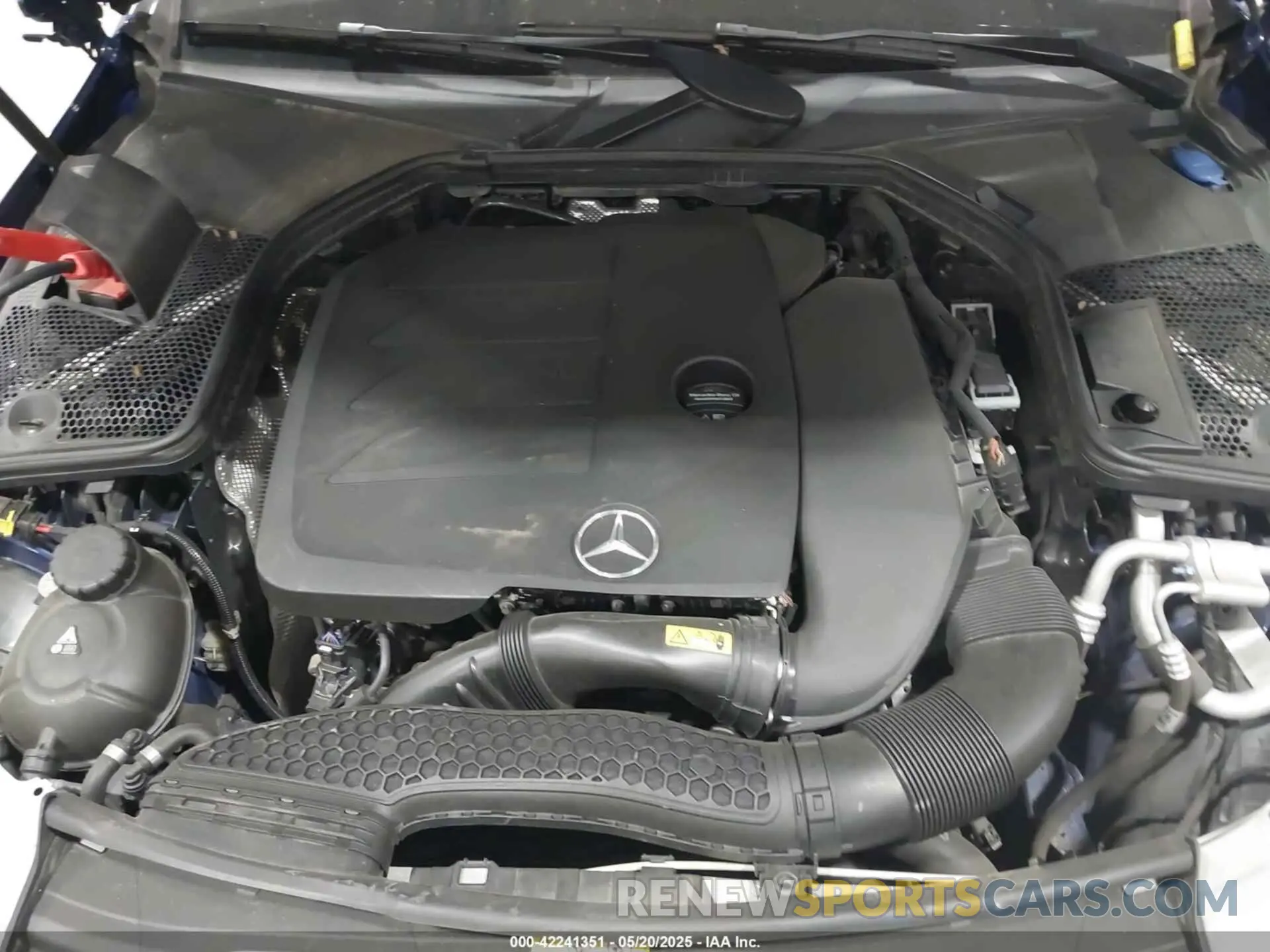 10 fotografías del automóvil dañado W1KWF8DB5LR569967 MERCEDES-BENZ C 300 2020