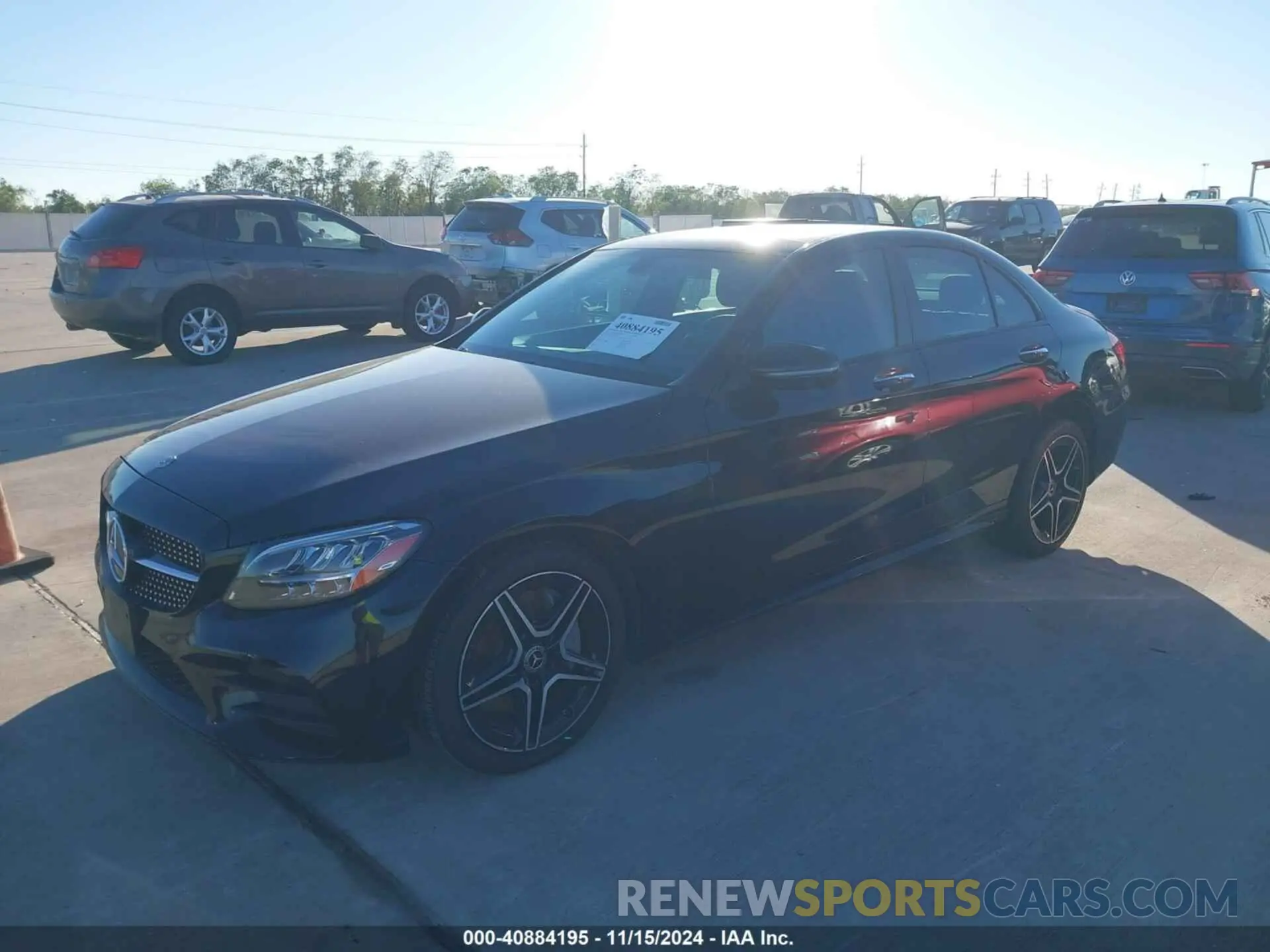 2 fotografías del automóvil dañado W1KWF8EB3LR593778 MERCEDES-BENZ C 300 2020