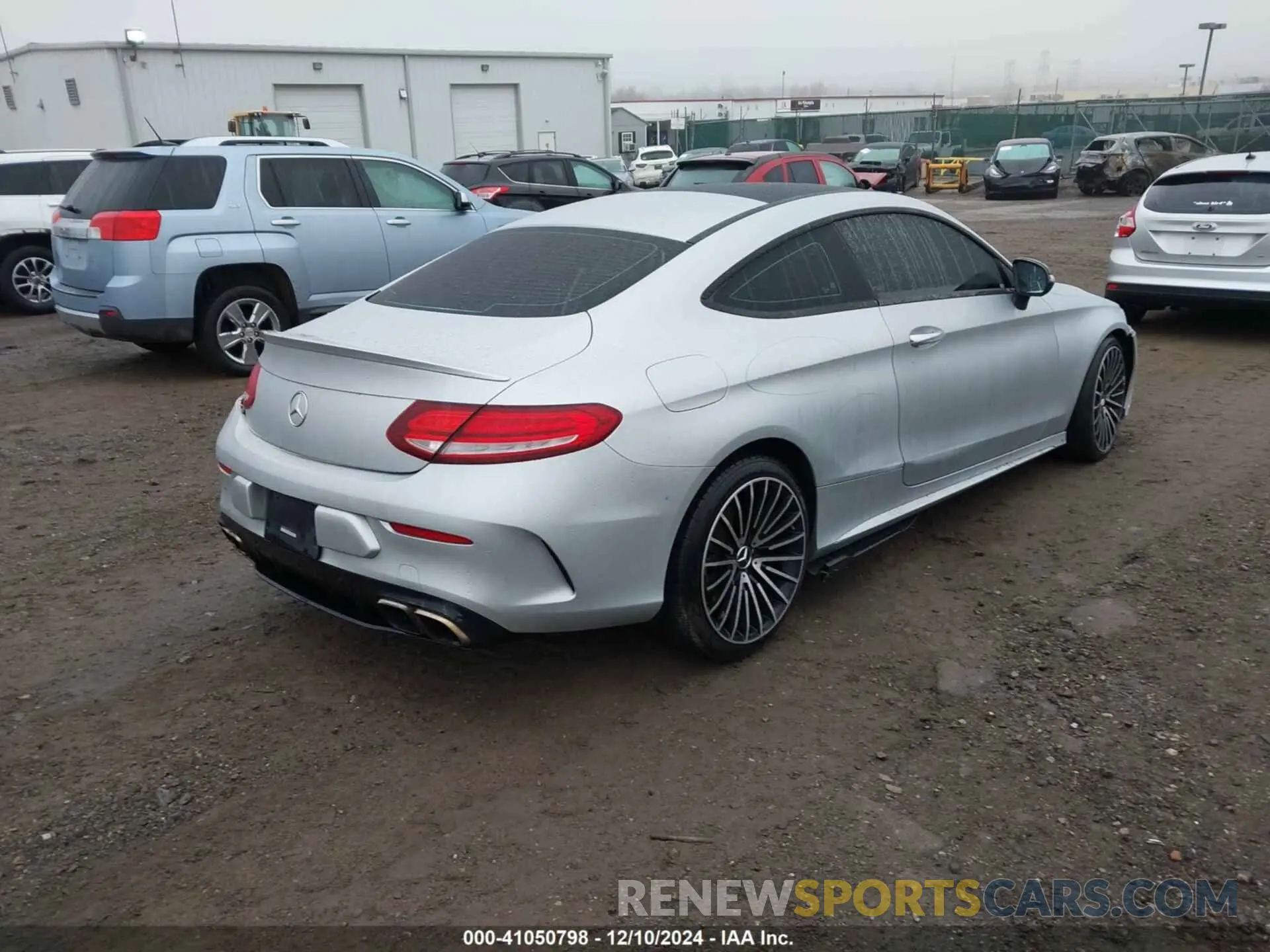 4 fotografías del automóvil dañado W1KWJ8DB4LF982558 MERCEDES-BENZ C 300 2020