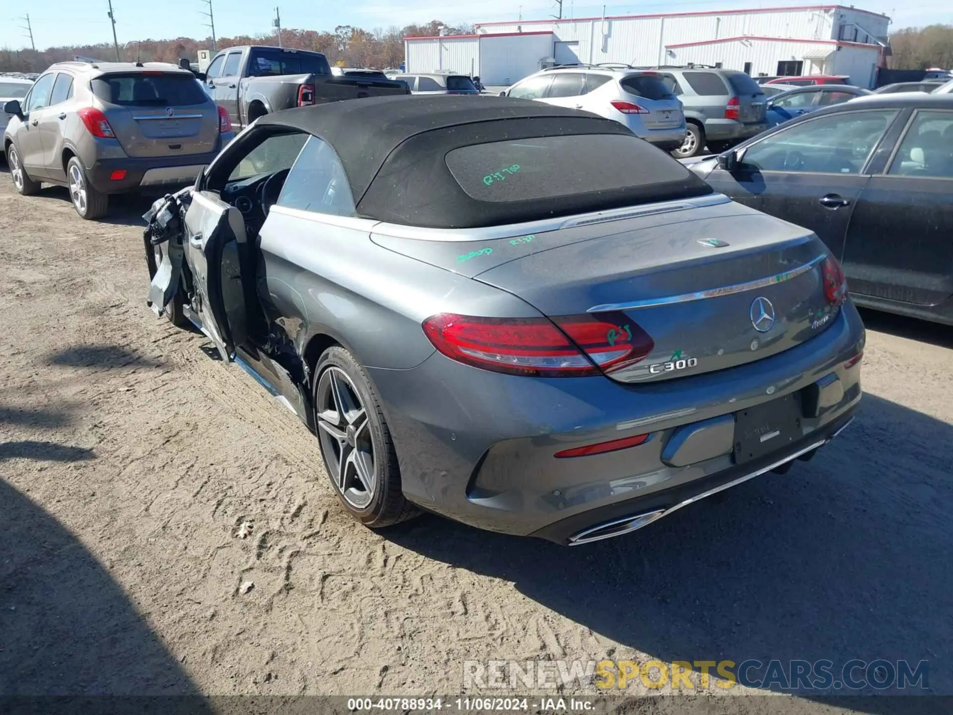 3 fotografías del automóvil dañado W1KWK8EB1LG022118 MERCEDES-BENZ C 300 2020
