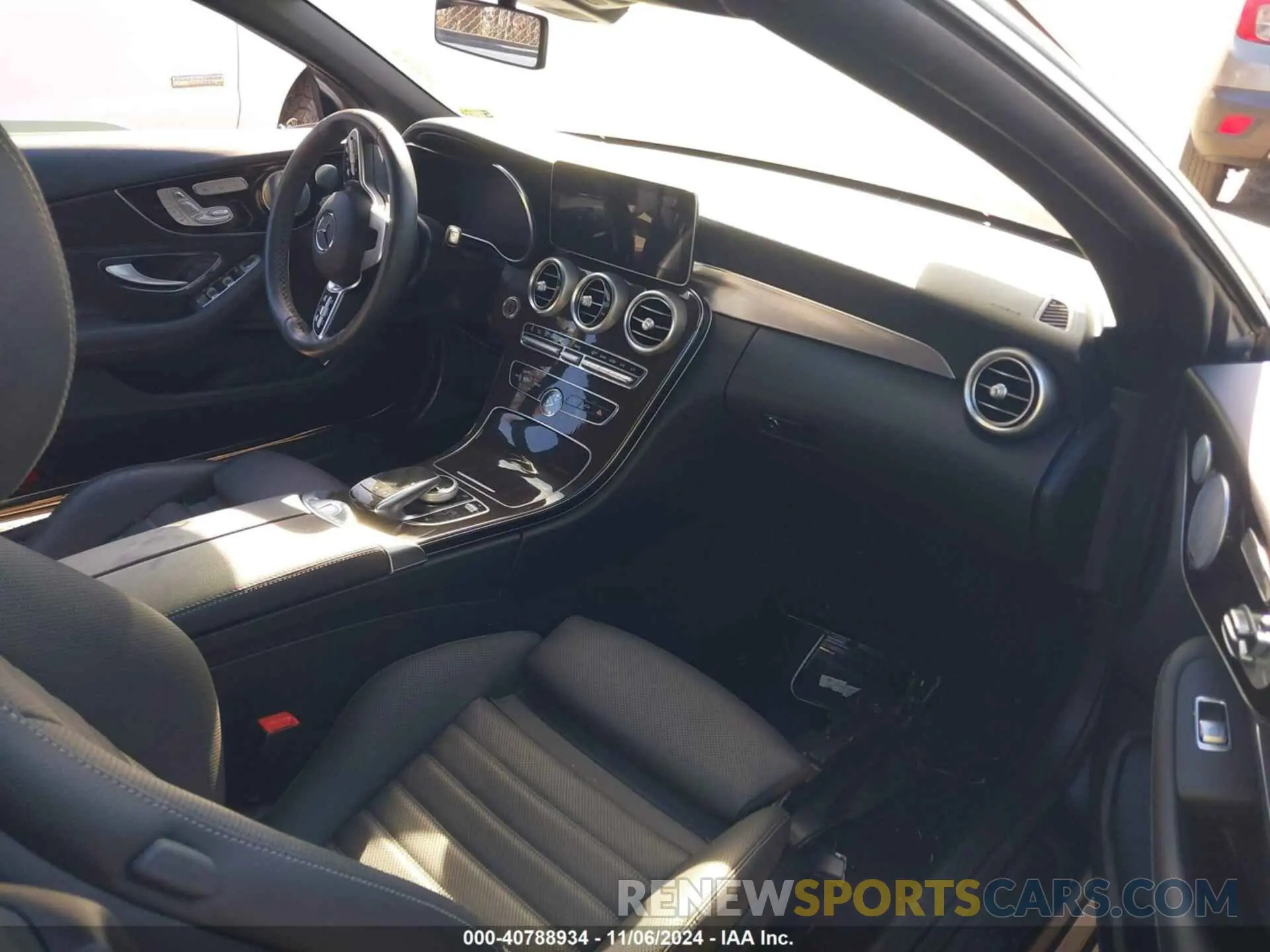 5 fotografías del automóvil dañado W1KWK8EB1LG022118 MERCEDES-BENZ C 300 2020