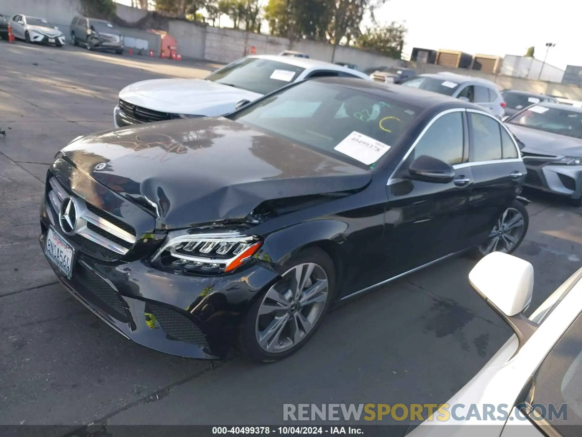 2 fotografías del automóvil dañado WDDWF8DB0LR548279 MERCEDES-BENZ C 300 2020