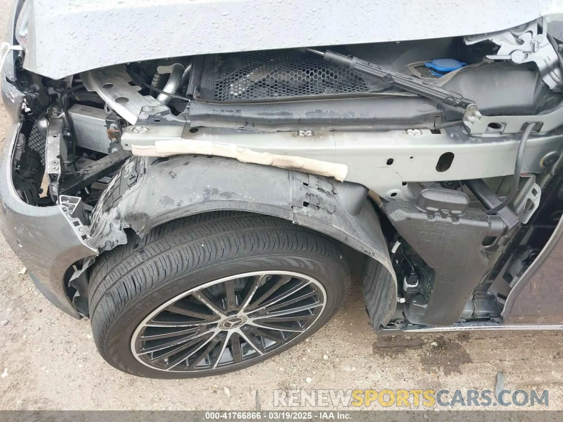 19 fotografías del automóvil dañado WDDWF8DB4LR528911 MERCEDES-BENZ C 300 2020