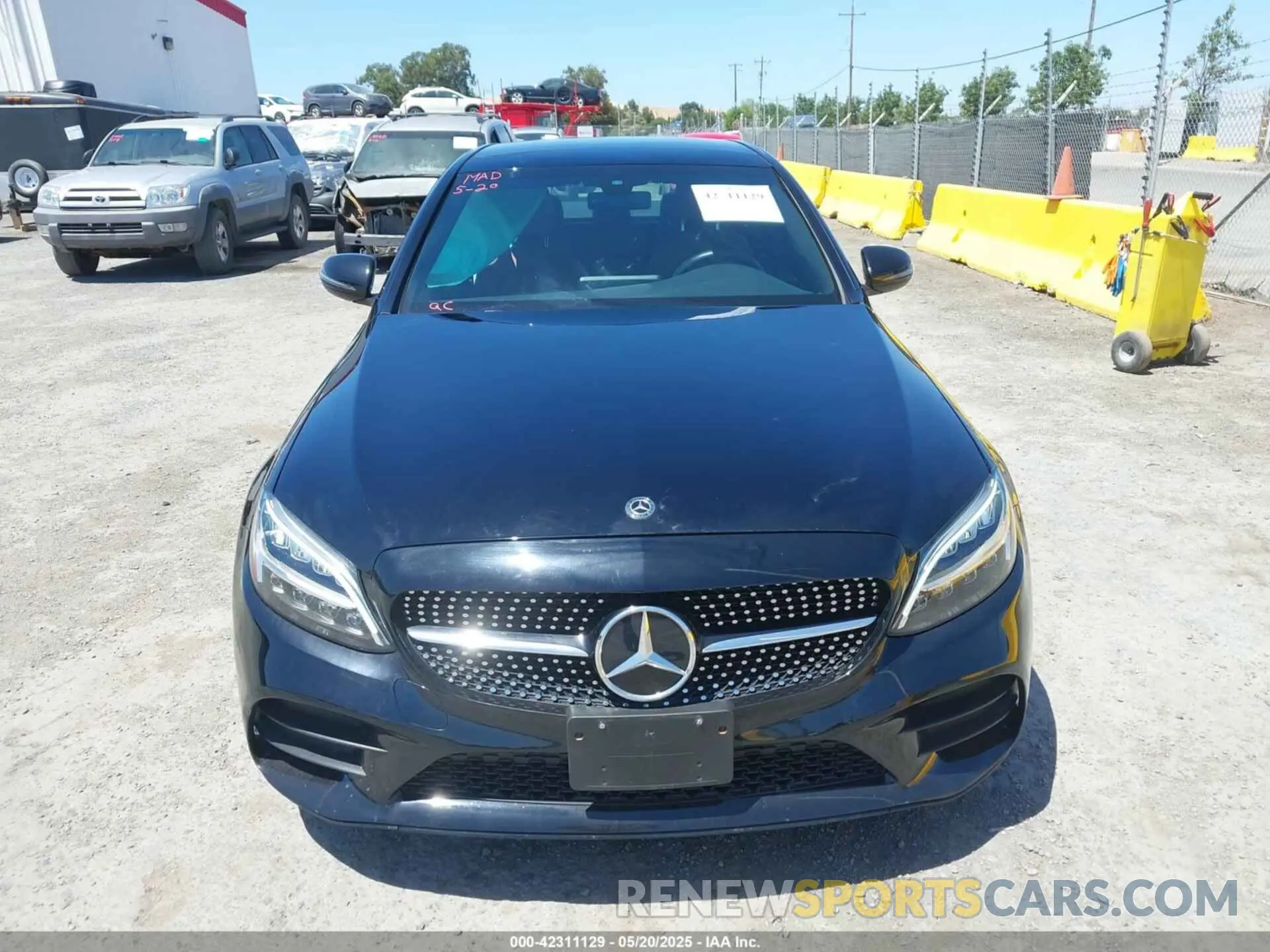 12 fotografías del automóvil dañado WDDWF8DB7LR561868 MERCEDES-BENZ C 300 2020