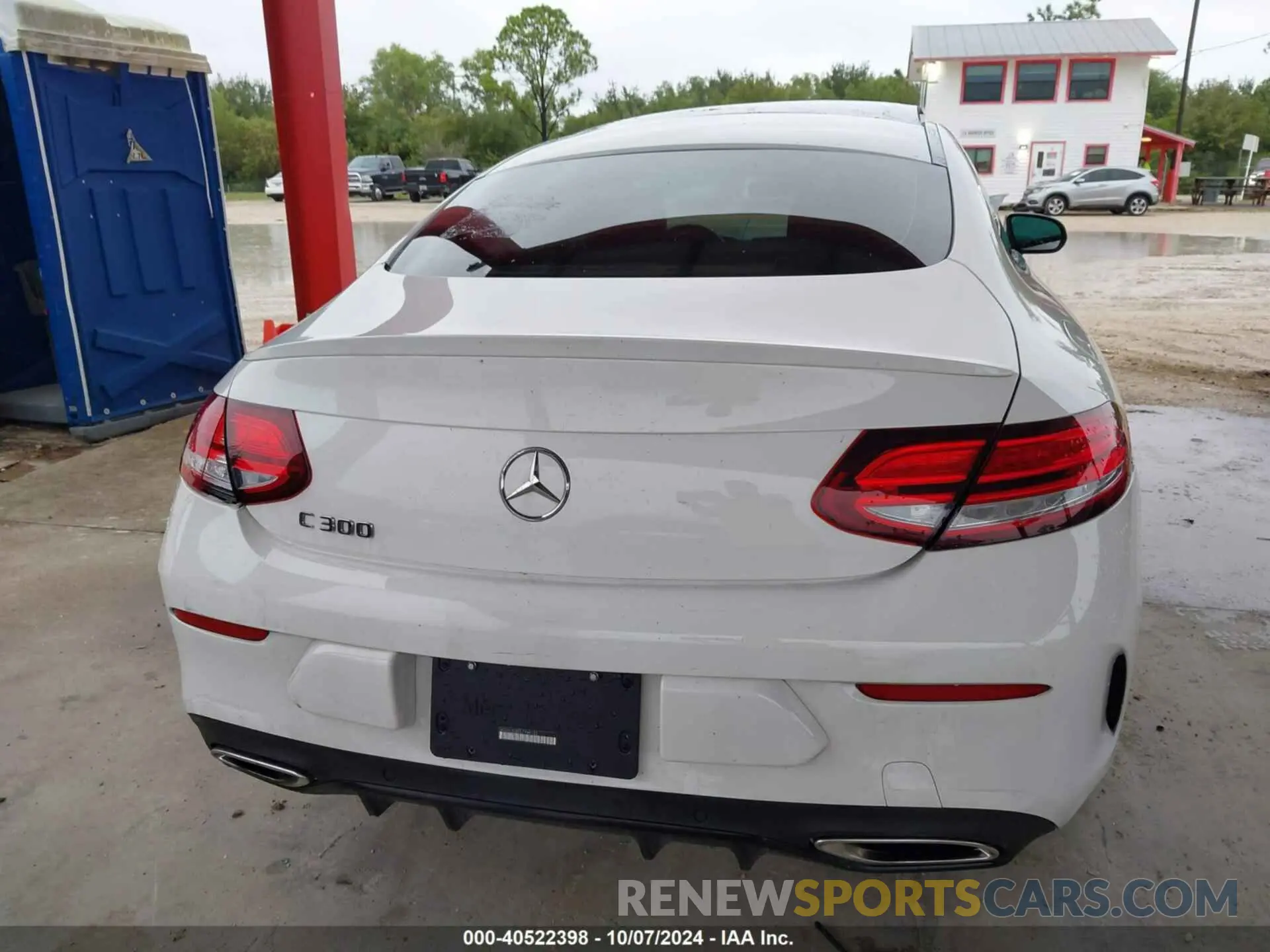 16 fotografías del automóvil dañado WDDWJ8DB0LF948133 MERCEDES-BENZ C 300 2020
