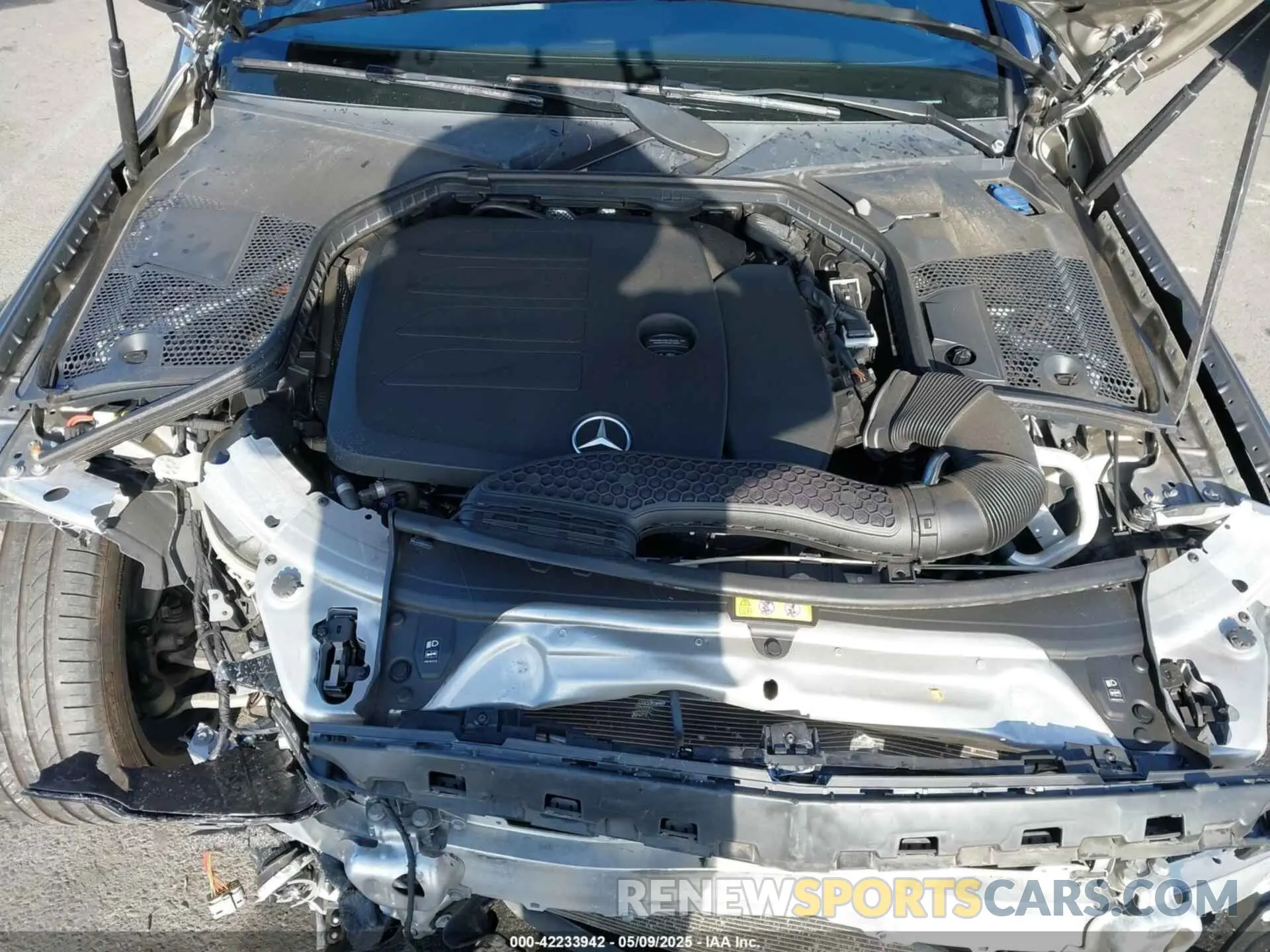 10 fotografías del automóvil dañado WDDWK8DB3LF960872 MERCEDES-BENZ C 300 2020