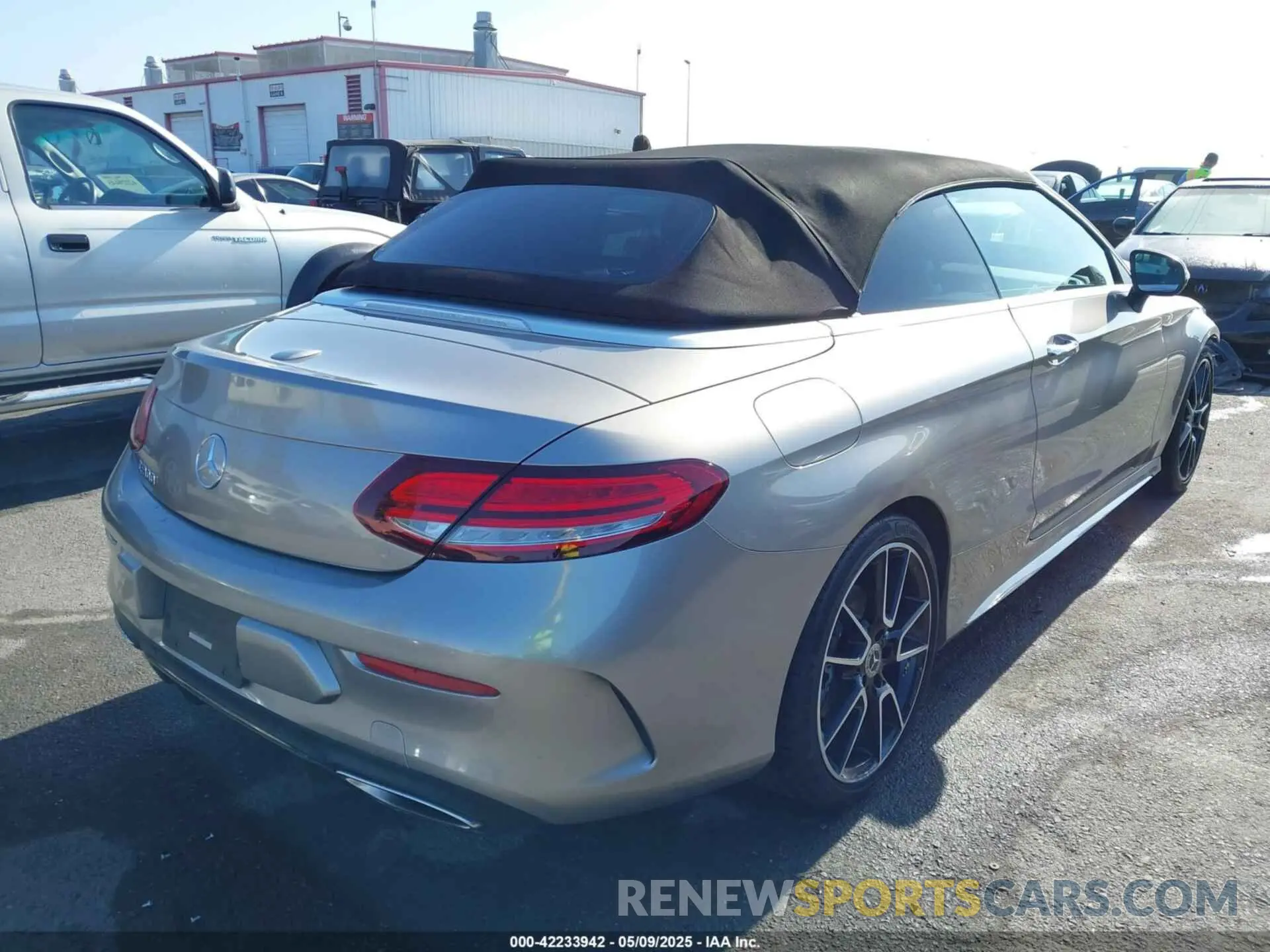 4 fotografías del automóvil dañado WDDWK8DB3LF960872 MERCEDES-BENZ C 300 2020