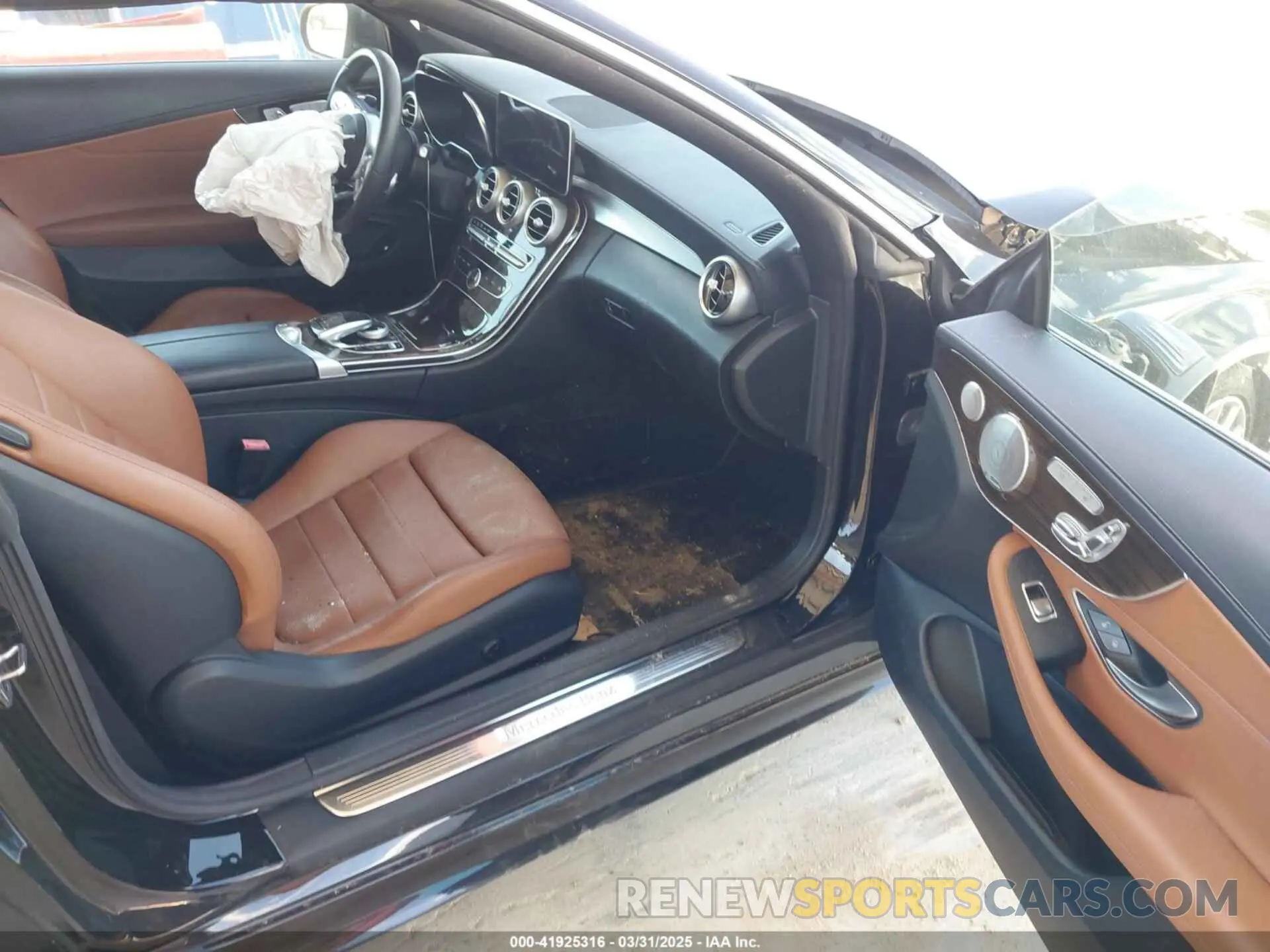 5 fotografías del automóvil dañado WDDWK8DBXLF951795 MERCEDES-BENZ C 300 2020