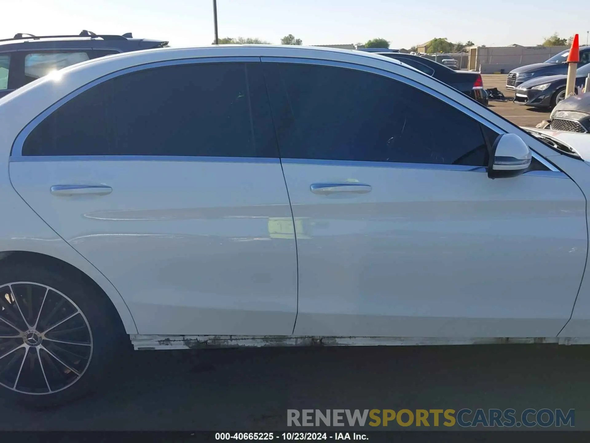 14 fotografías del automóvil dañado W1KWF8DB3MR625454 MERCEDES-BENZ C 300 2021