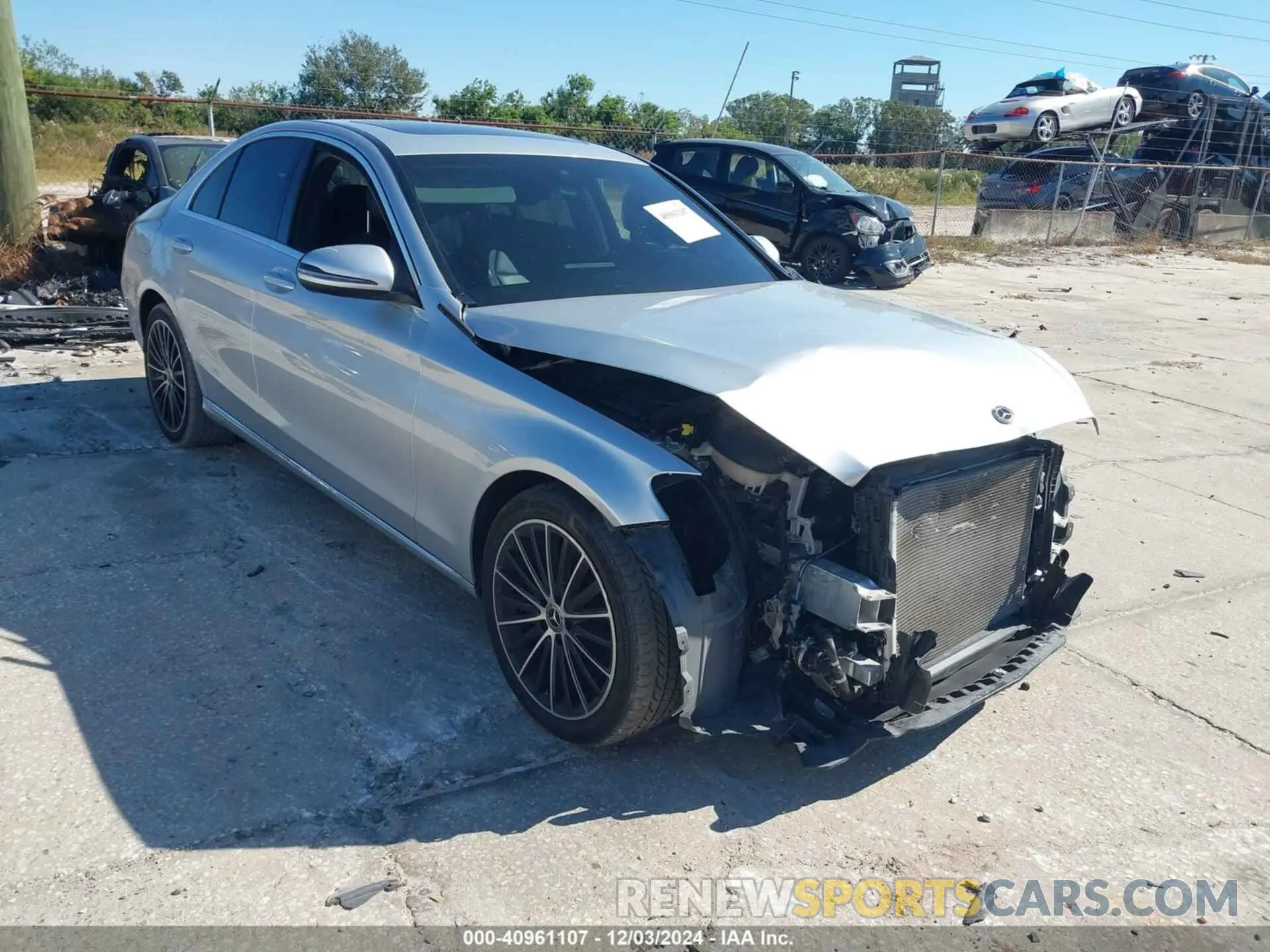 1 fotografías del automóvil dañado W1KWF8DB4MR631926 MERCEDES-BENZ C 300 2021