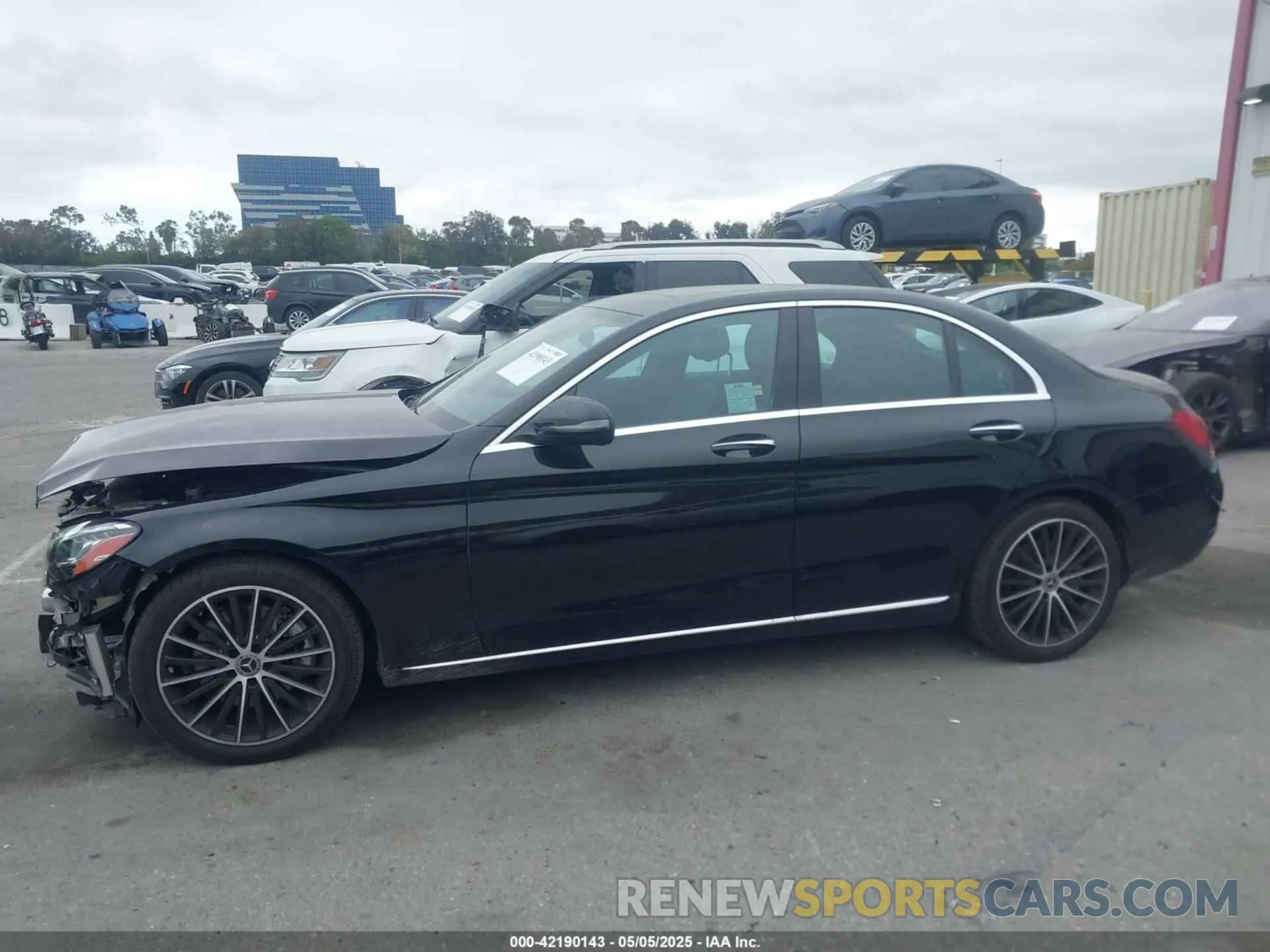 15 fotografías del automóvil dañado W1KWF8DB5MR650484 MERCEDES-BENZ C 300 2021