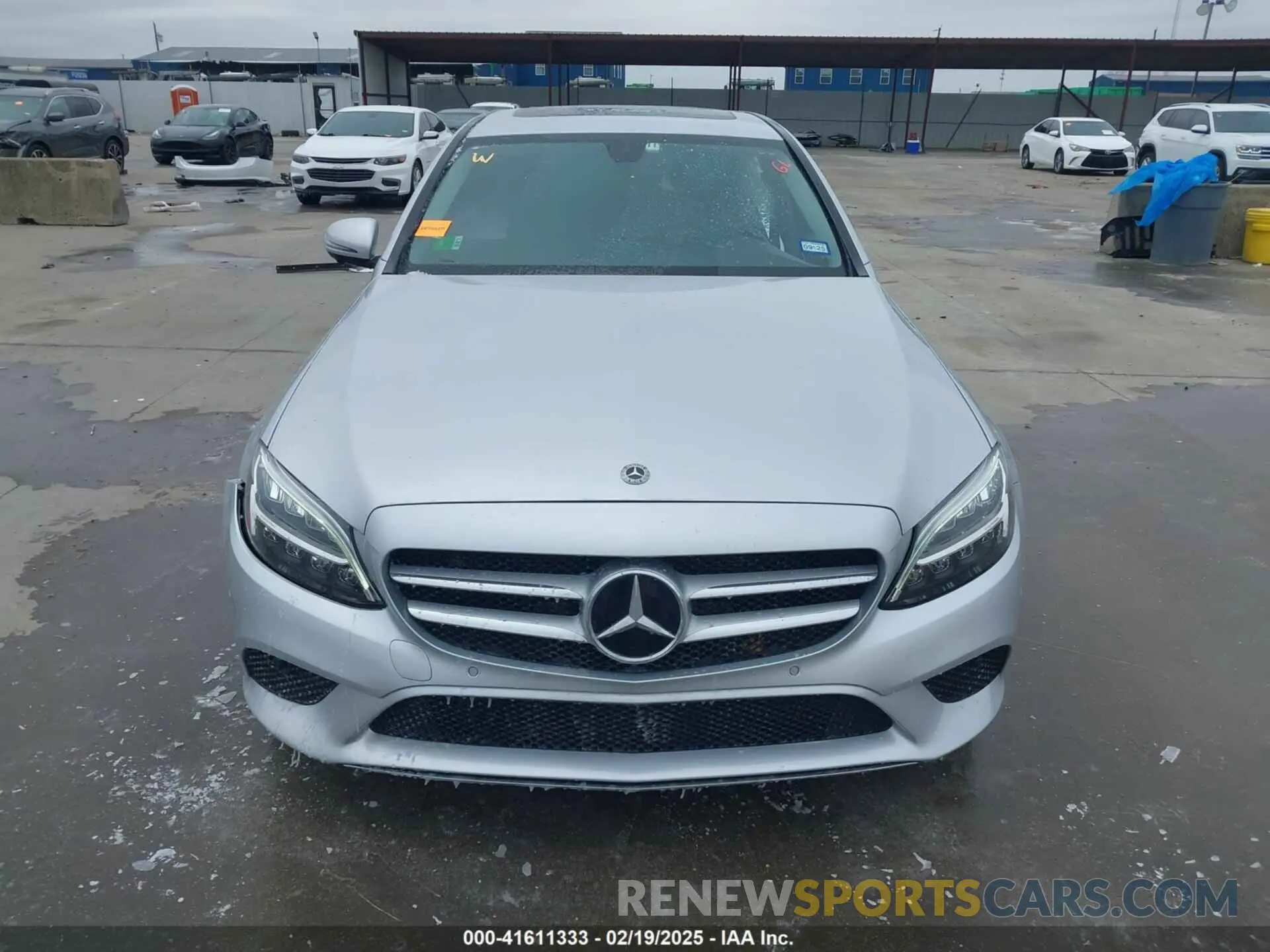 13 fotografías del automóvil dañado W1KWF8DB8MR635817 MERCEDES-BENZ C 300 2021