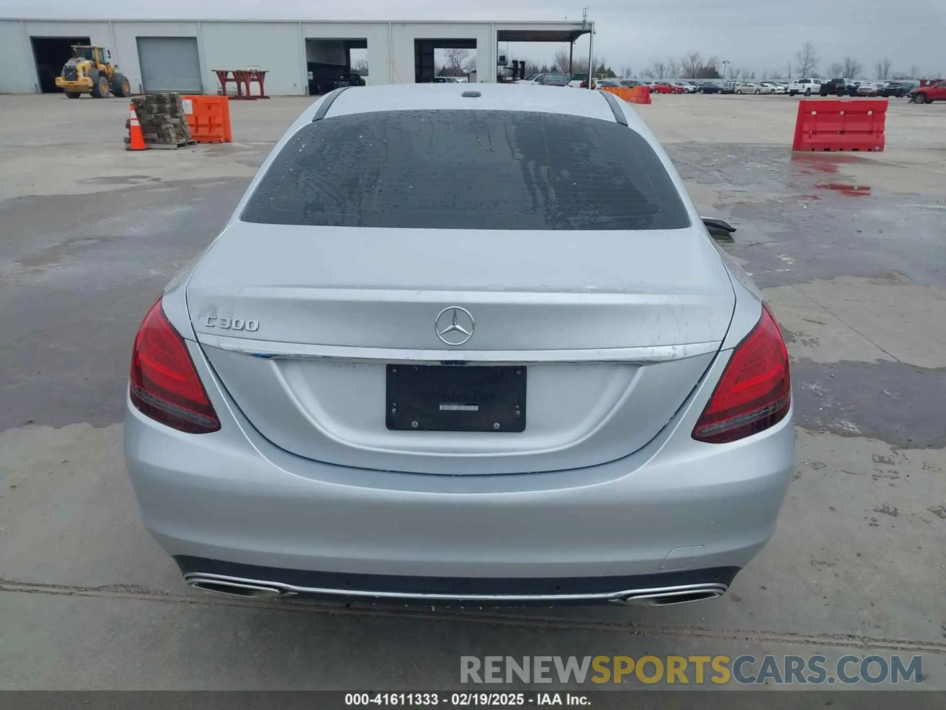 17 fotografías del automóvil dañado W1KWF8DB8MR635817 MERCEDES-BENZ C 300 2021