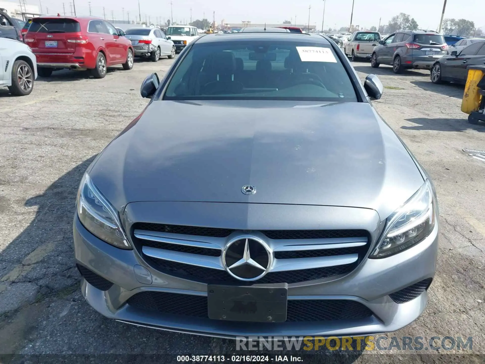 13 fotografías del automóvil dañado W1KWF8DBXMR613155 MERCEDES-BENZ C 300 2021