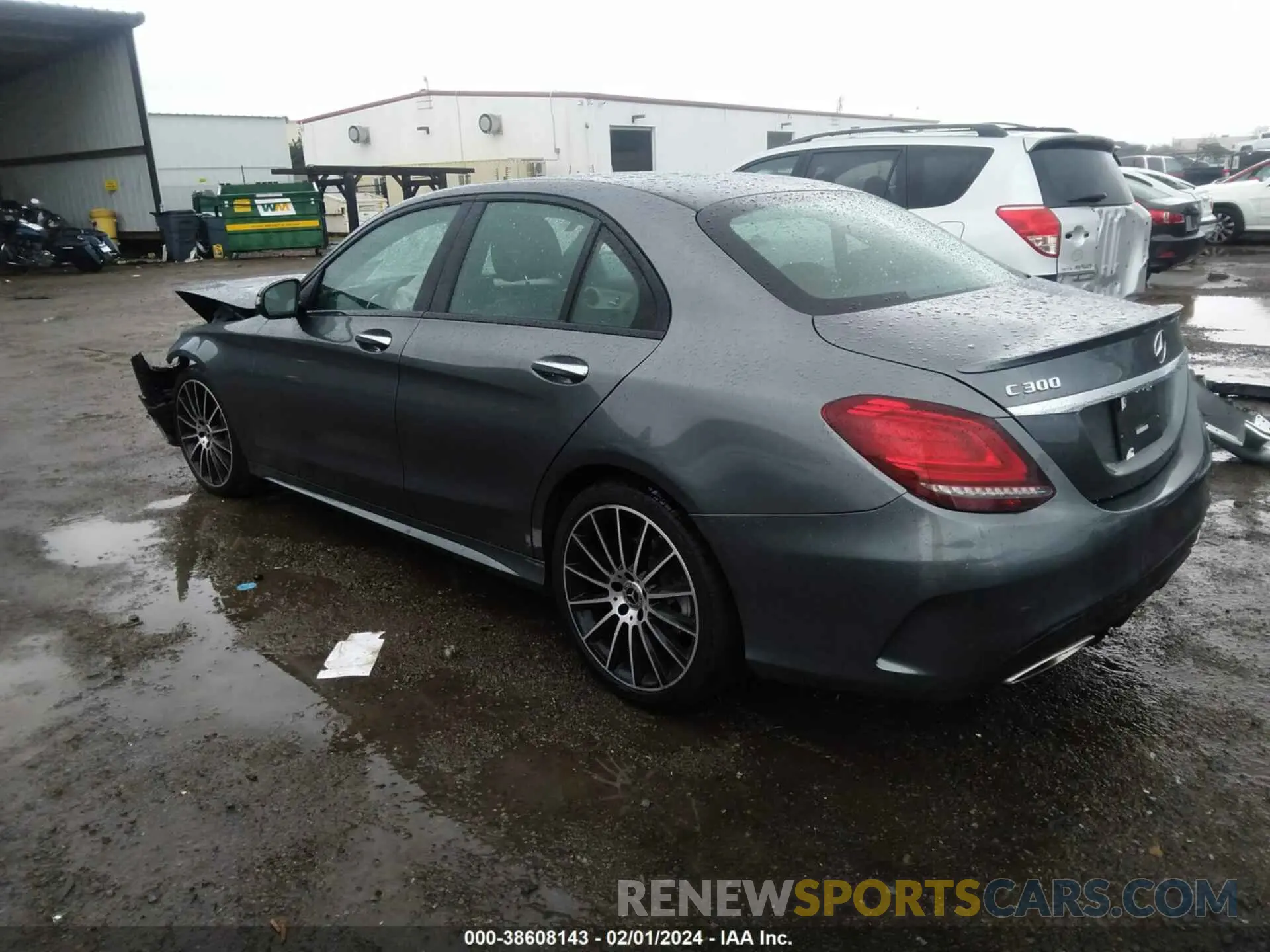 3 fotografías del automóvil dañado W1KWF8DBXMR642946 MERCEDES-BENZ C 300 2021