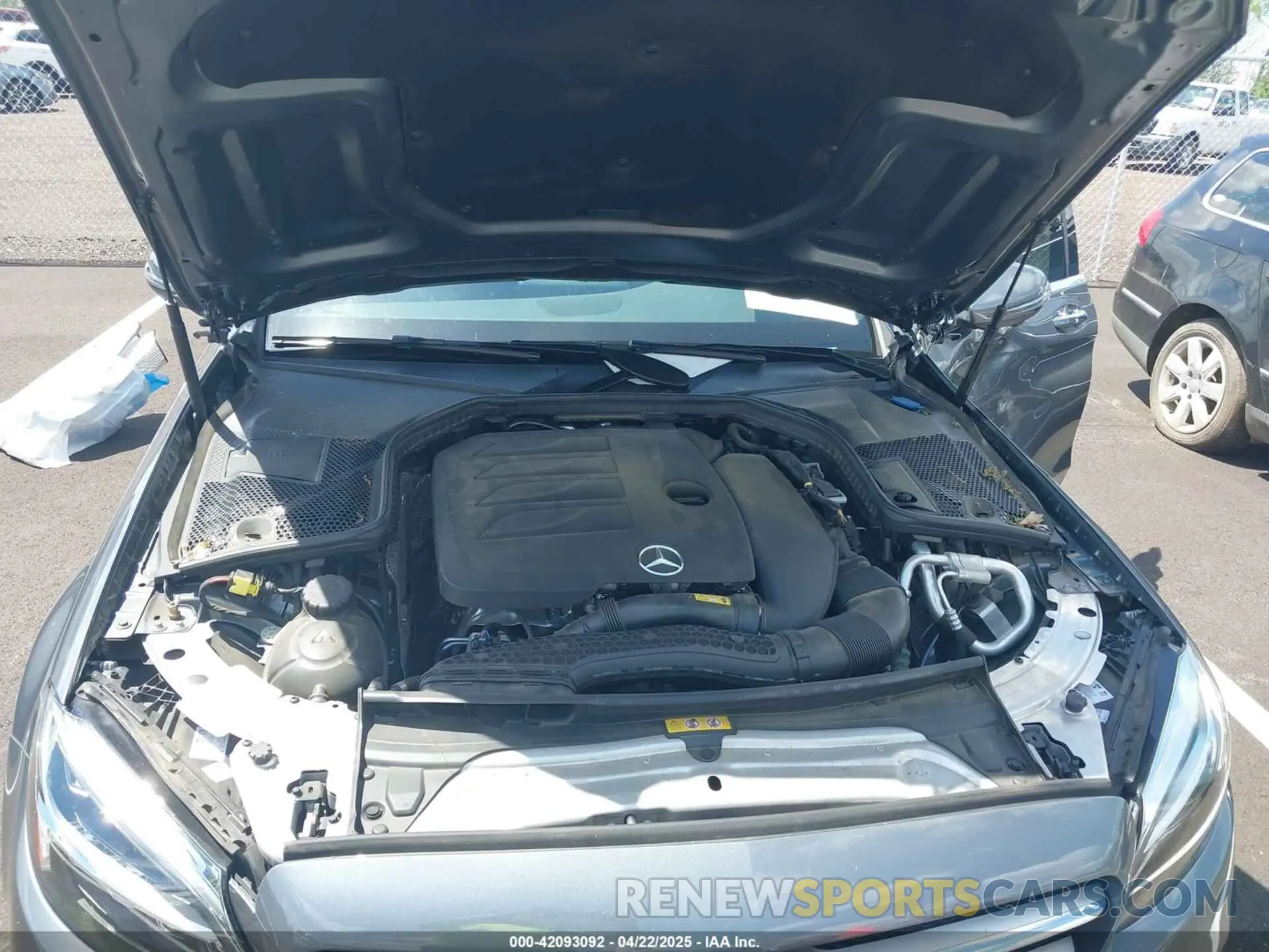 10 fotografías del automóvil dañado W1KWF8DBXMR645829 MERCEDES-BENZ C 300 2021