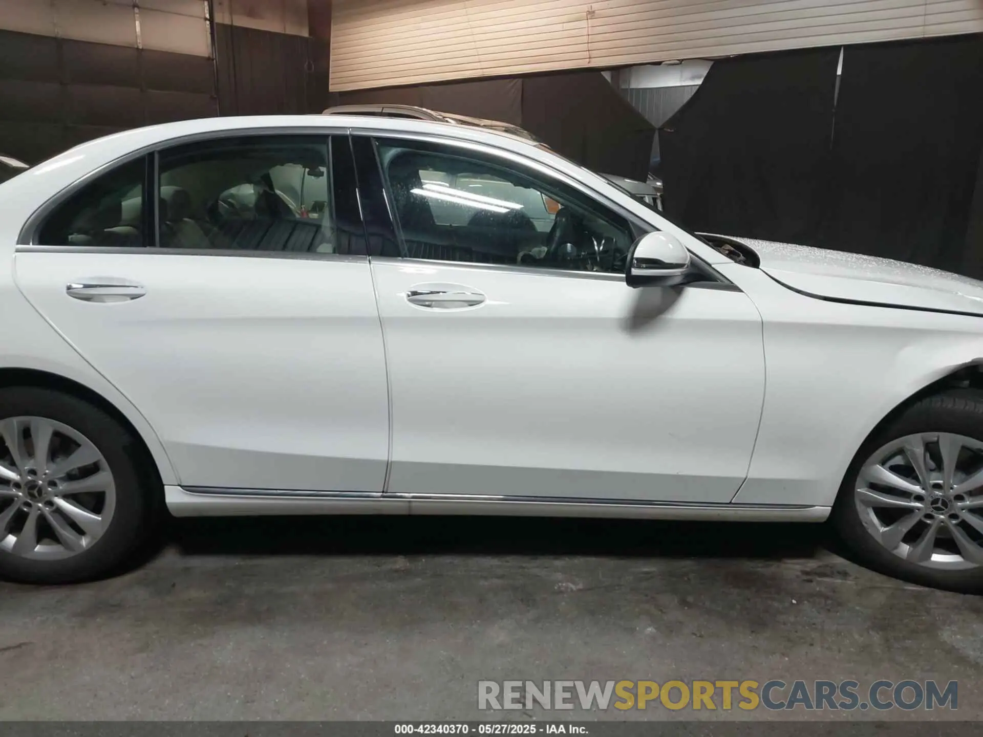 13 fotografías del automóvil dañado W1KWF8EB5MR635319 MERCEDES-BENZ C 300 2021