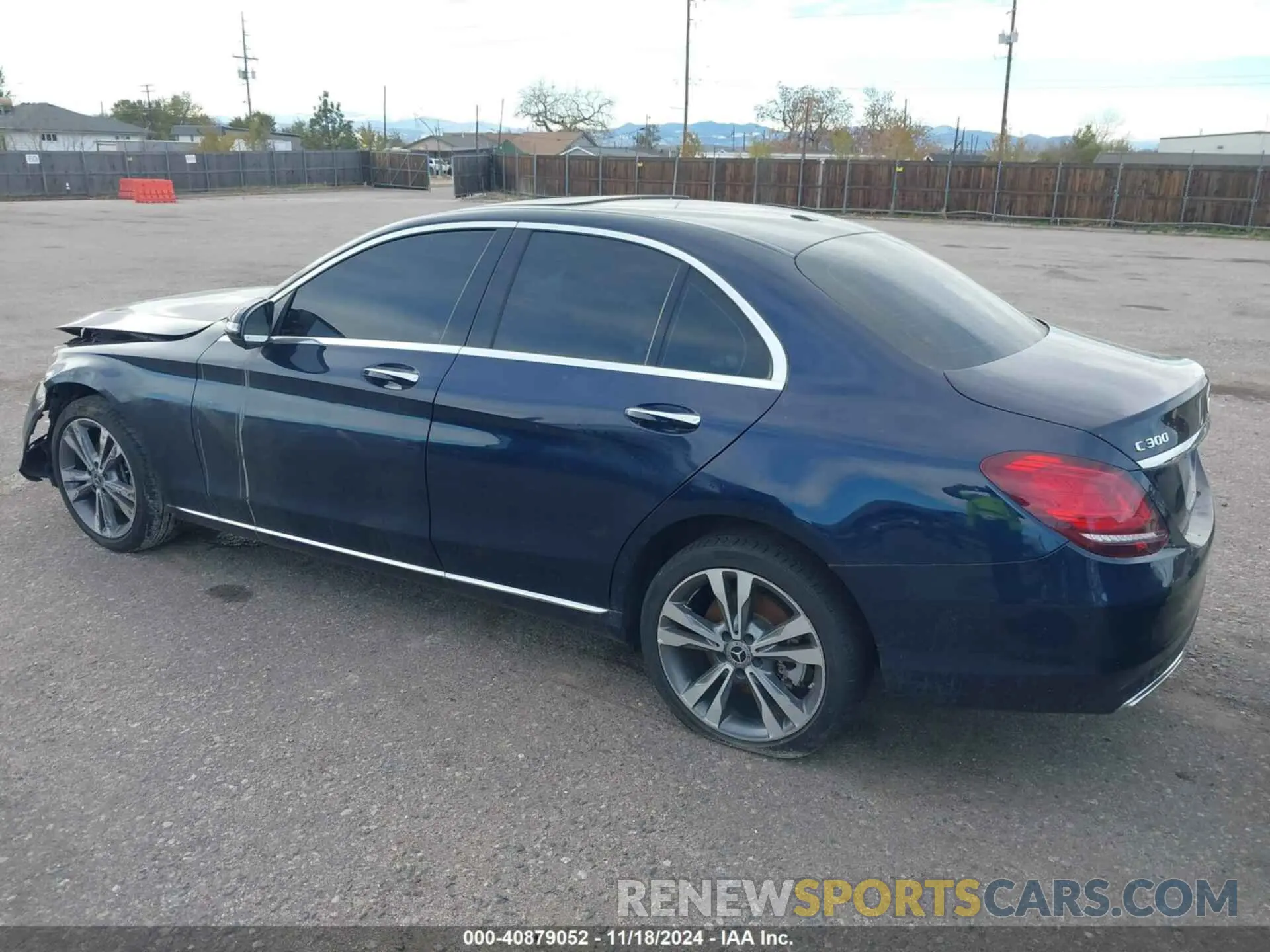 3 fotografías del automóvil dañado W1KWF8EB8MR649134 MERCEDES-BENZ C 300 2021