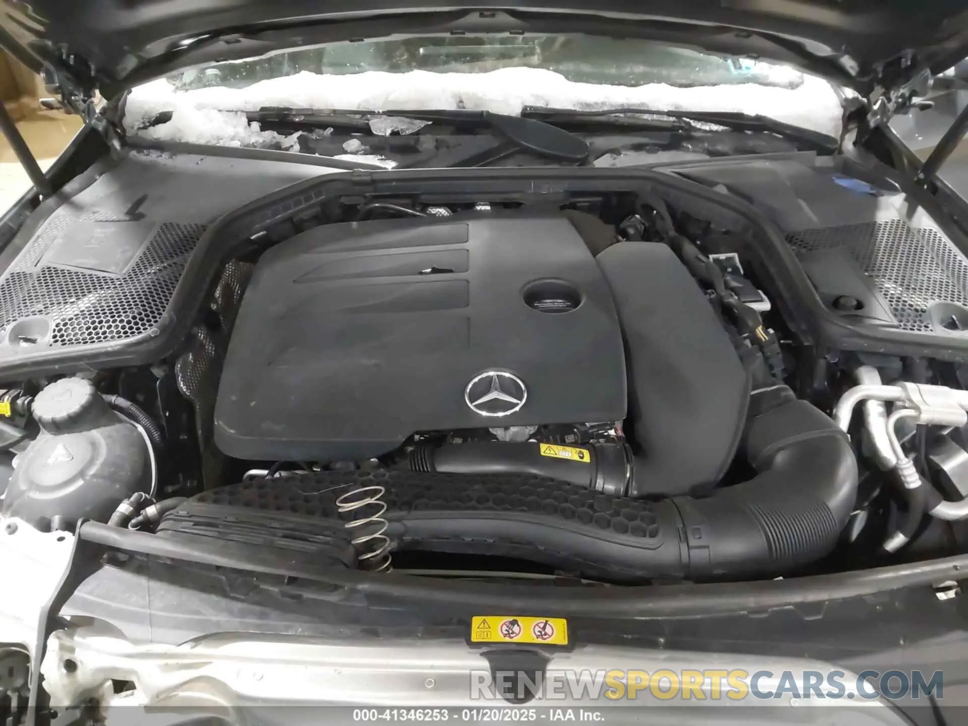 10 fotografías del automóvil dañado W1KWF8EBXMR637714 MERCEDES-BENZ C 300 2021