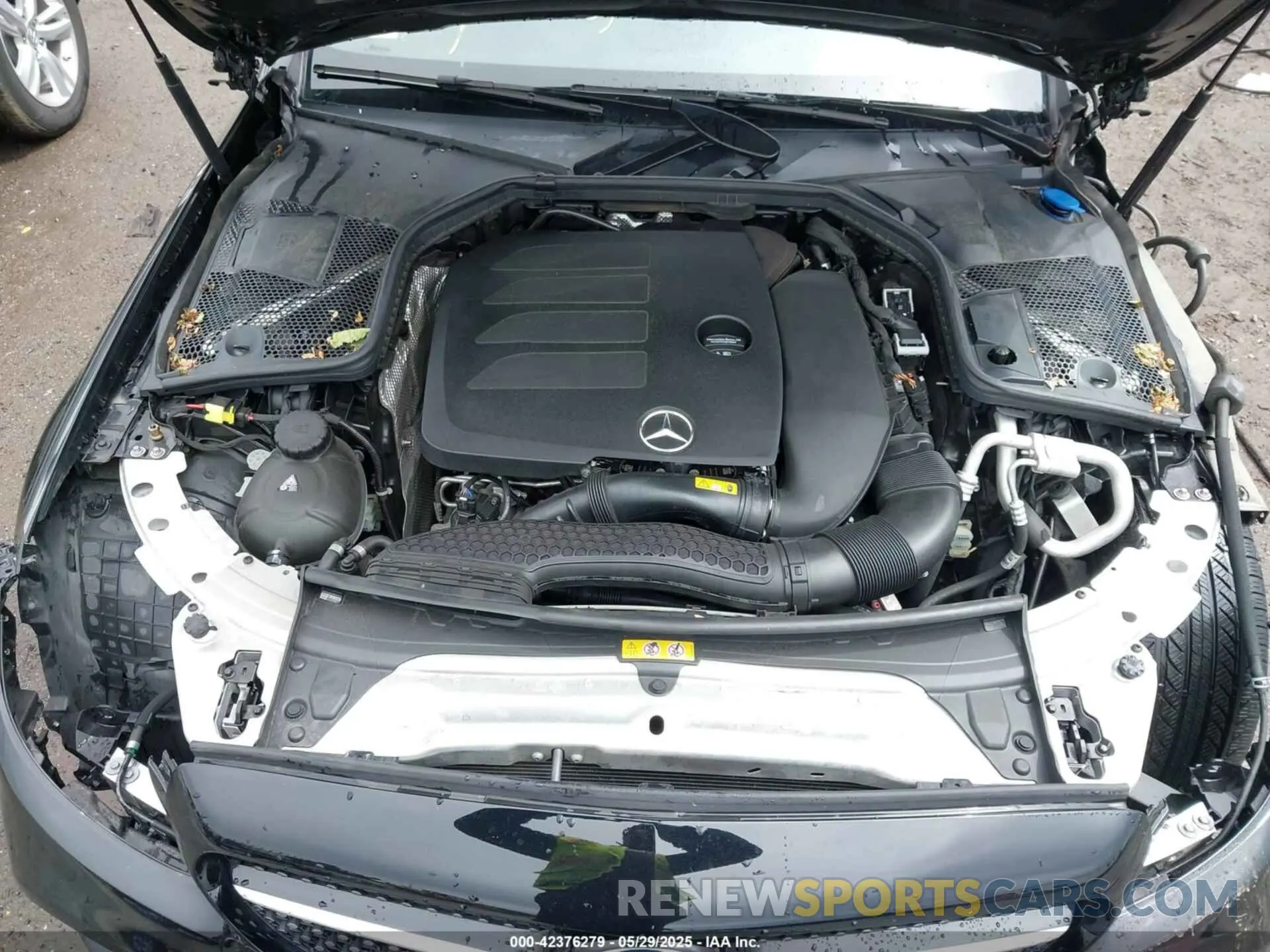 10 fotografías del automóvil dañado W1KWJ8EB5MG092130 MERCEDES-BENZ C 300 2021